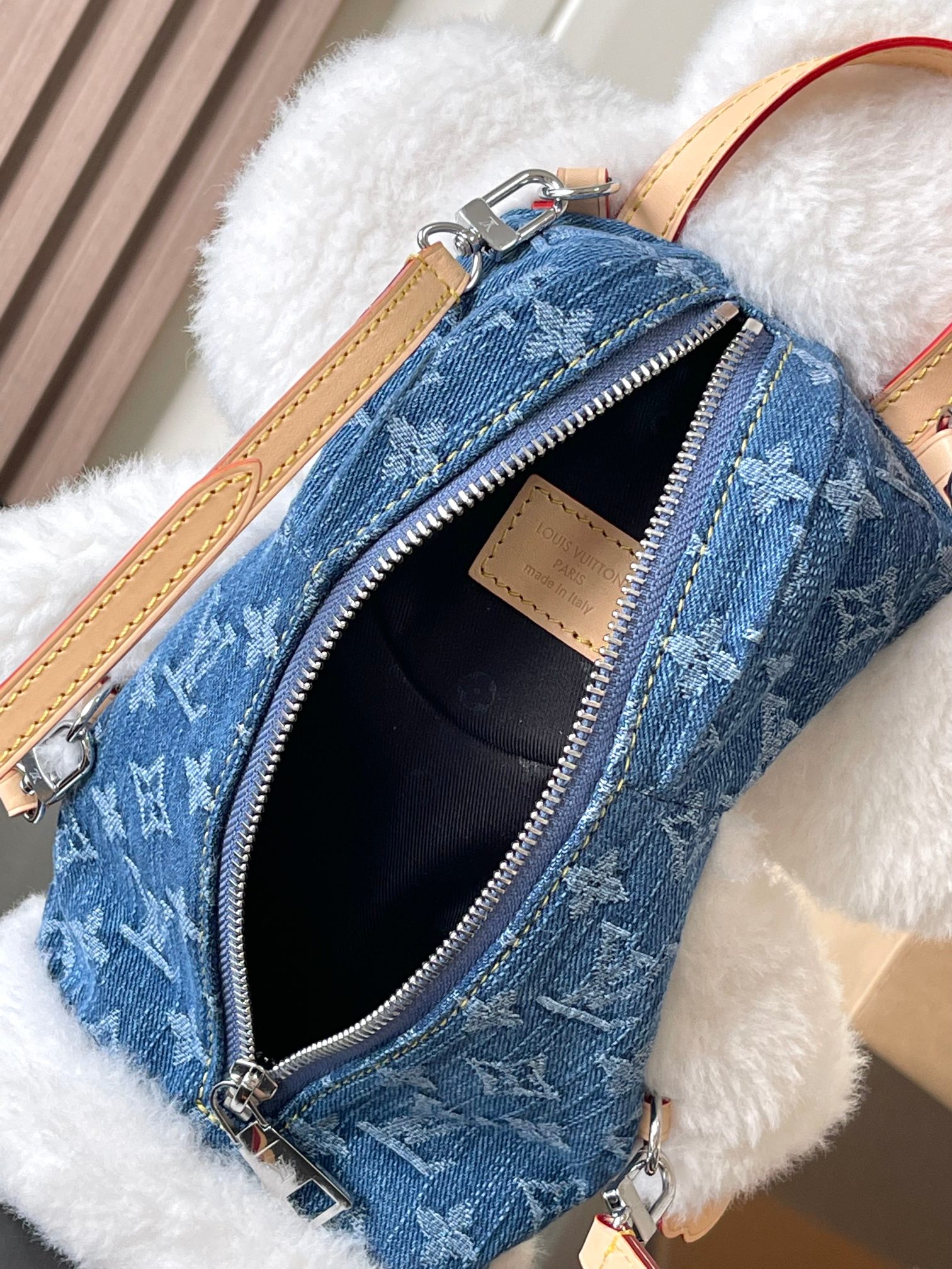 LOUIS VUITTON M26786 New Vivienne Backpack