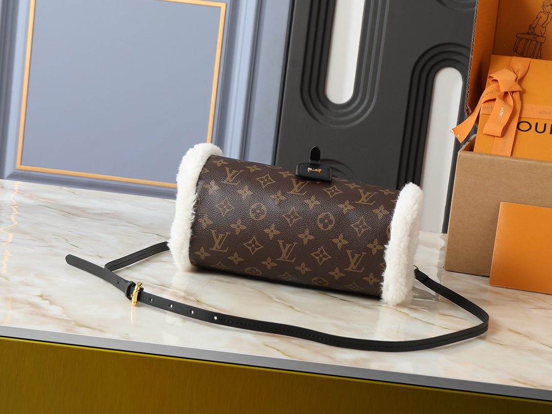 LOUIS VUITTON M26853 New Teddy Mitt