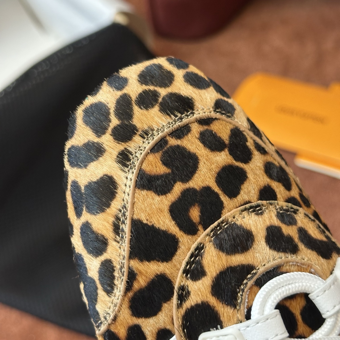 Louis Vuitton LV Sneakerina 1AICSN-leopard
