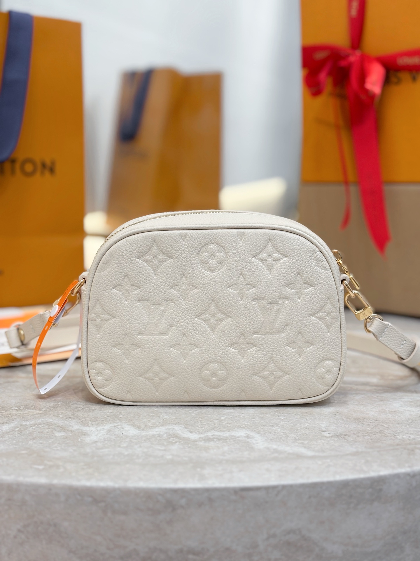 LV M26509 Tiny Camera Bag