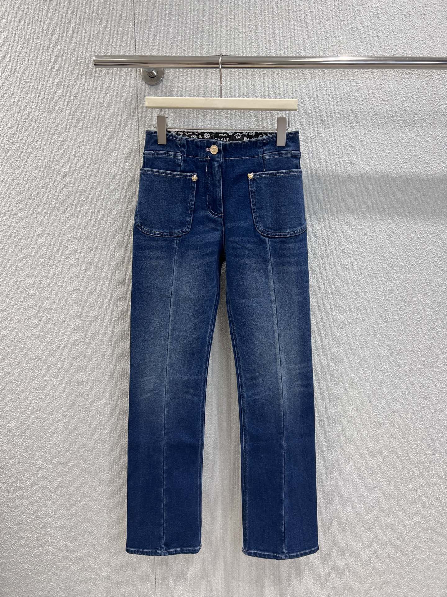 CHANEL Straight-Leg Jeans with Double Pockets