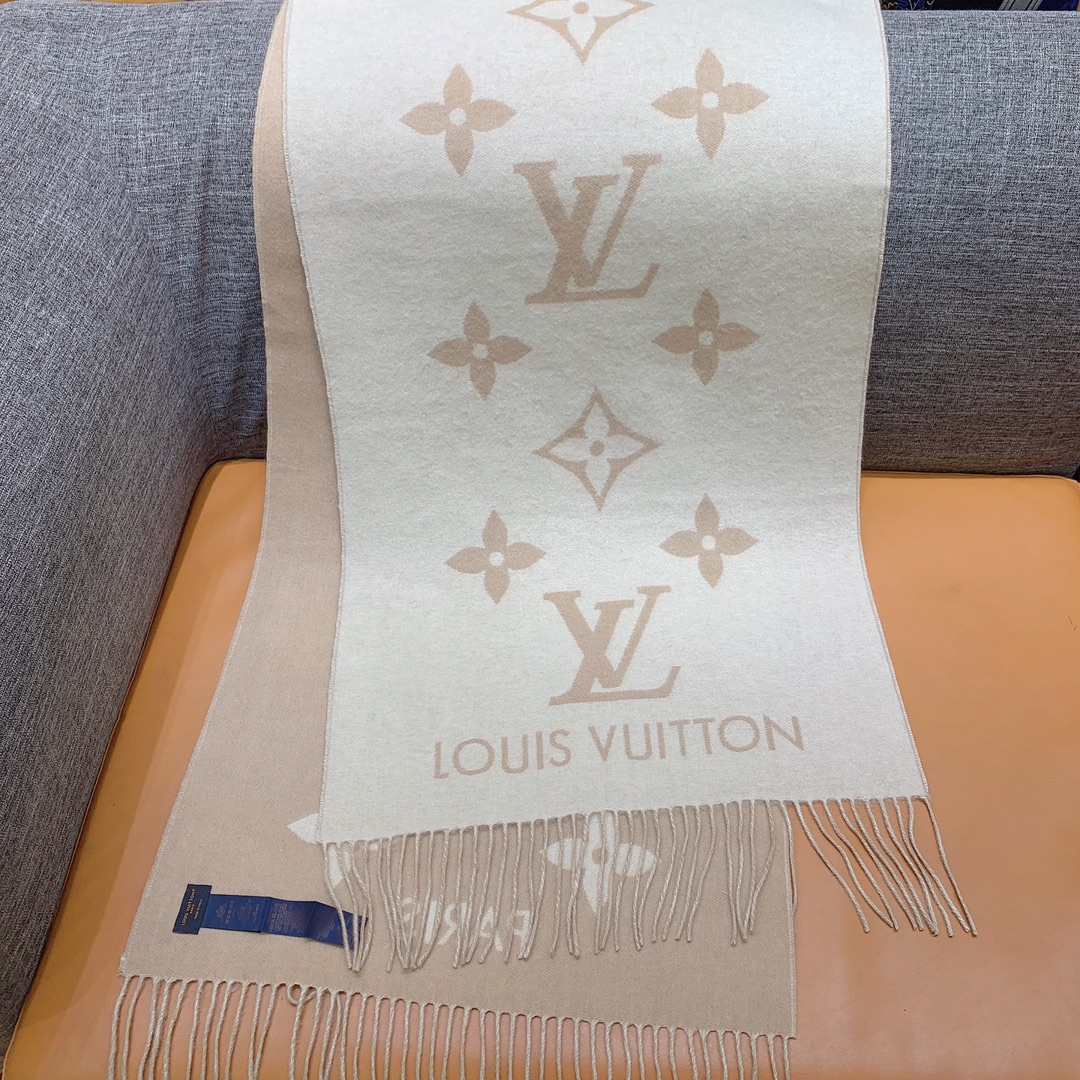 LOUIS VUITTON M78123 Reykjavik Scarf