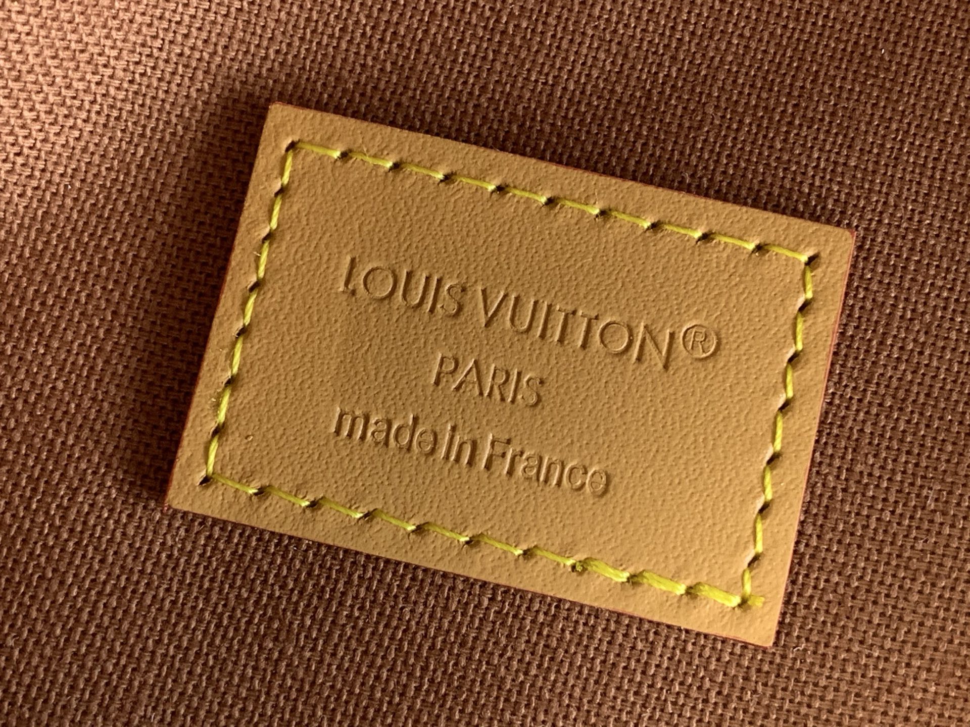 LV M26130 Discovery Backpack PM