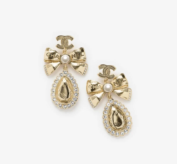 CHANEL Pendant Earrings Metal, Glass Pearls & Diamantés Gold, Pearly White & Crystal