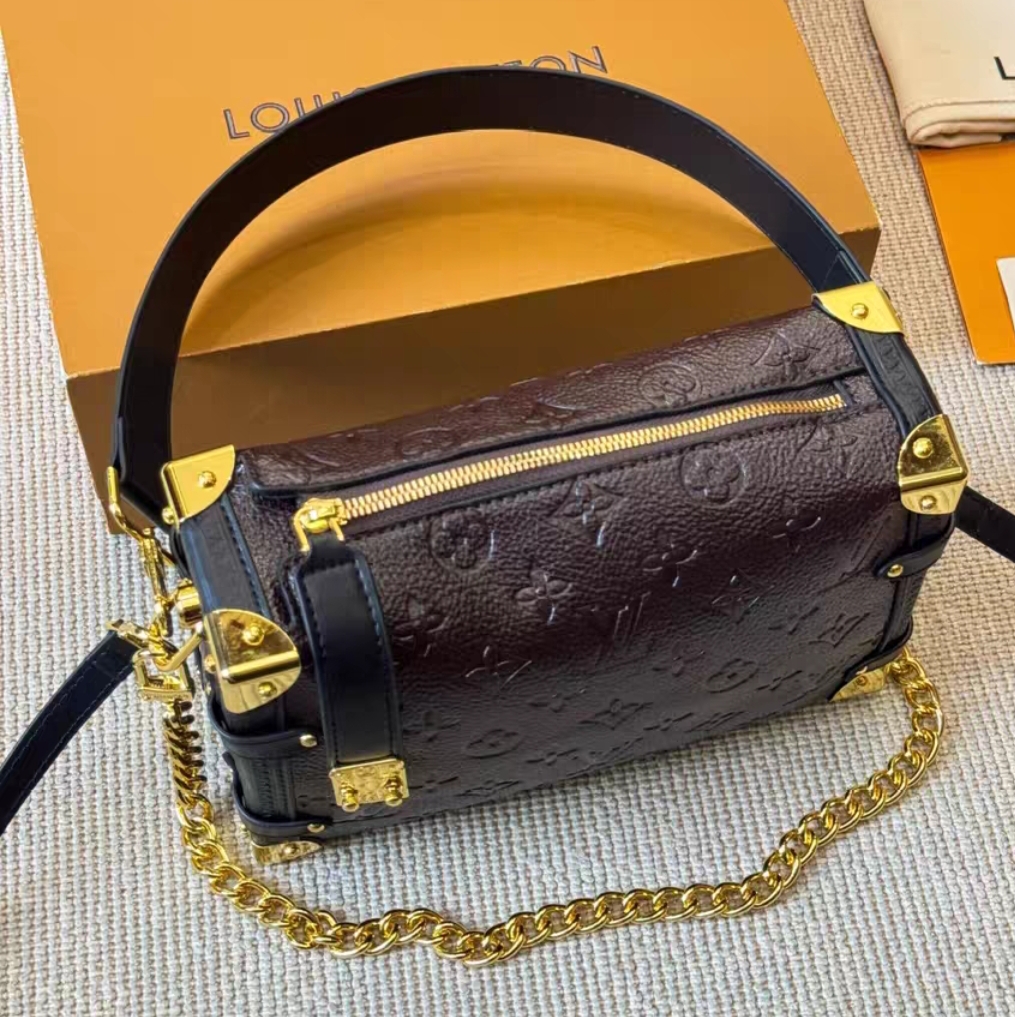LOUIS VUITTON M26304 Side Trunk MM