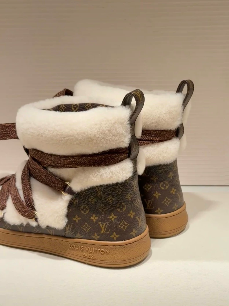 LOUIS VUITTON 1AIV31 LV Cloud Lace-Up Ankle Boot Sneaker