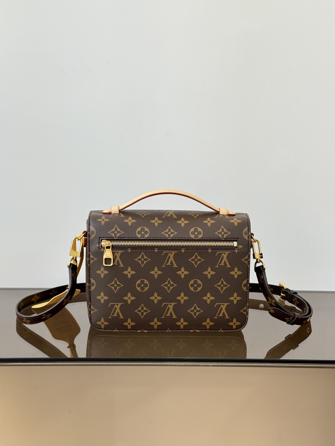 LOUIS VUITTON M44875 Pochette Métis
