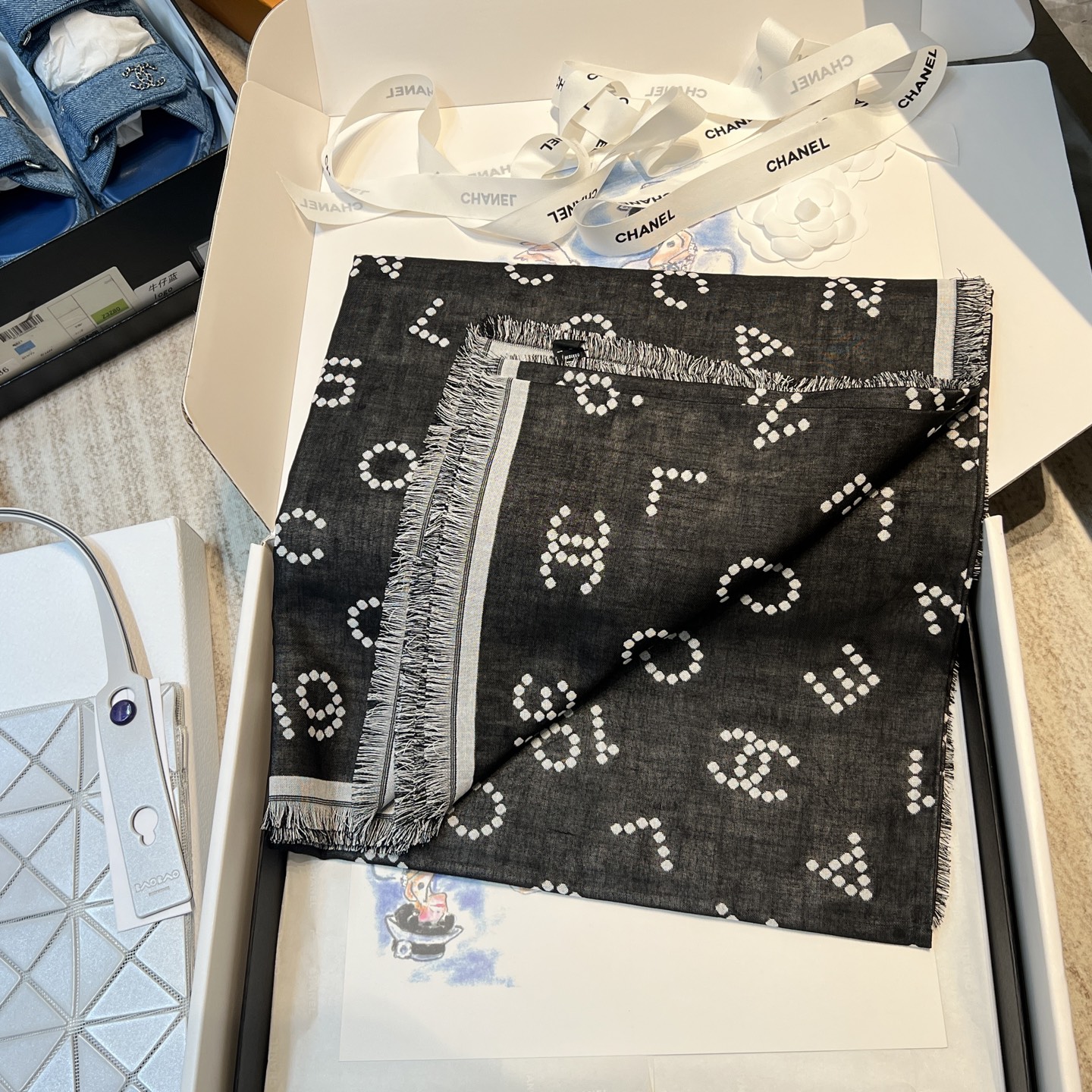 Chanel 25C Black, White & Grey Pearl Double-C Scarf