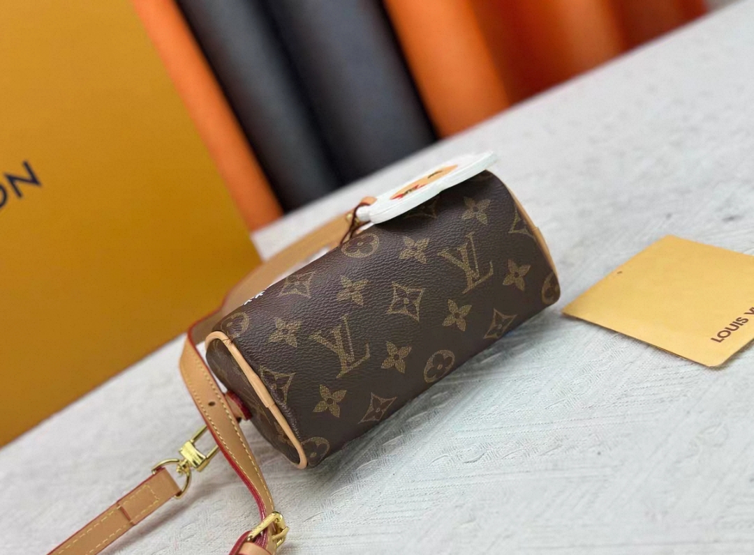 LOUIS VUITTON M15330 Nano Speedy