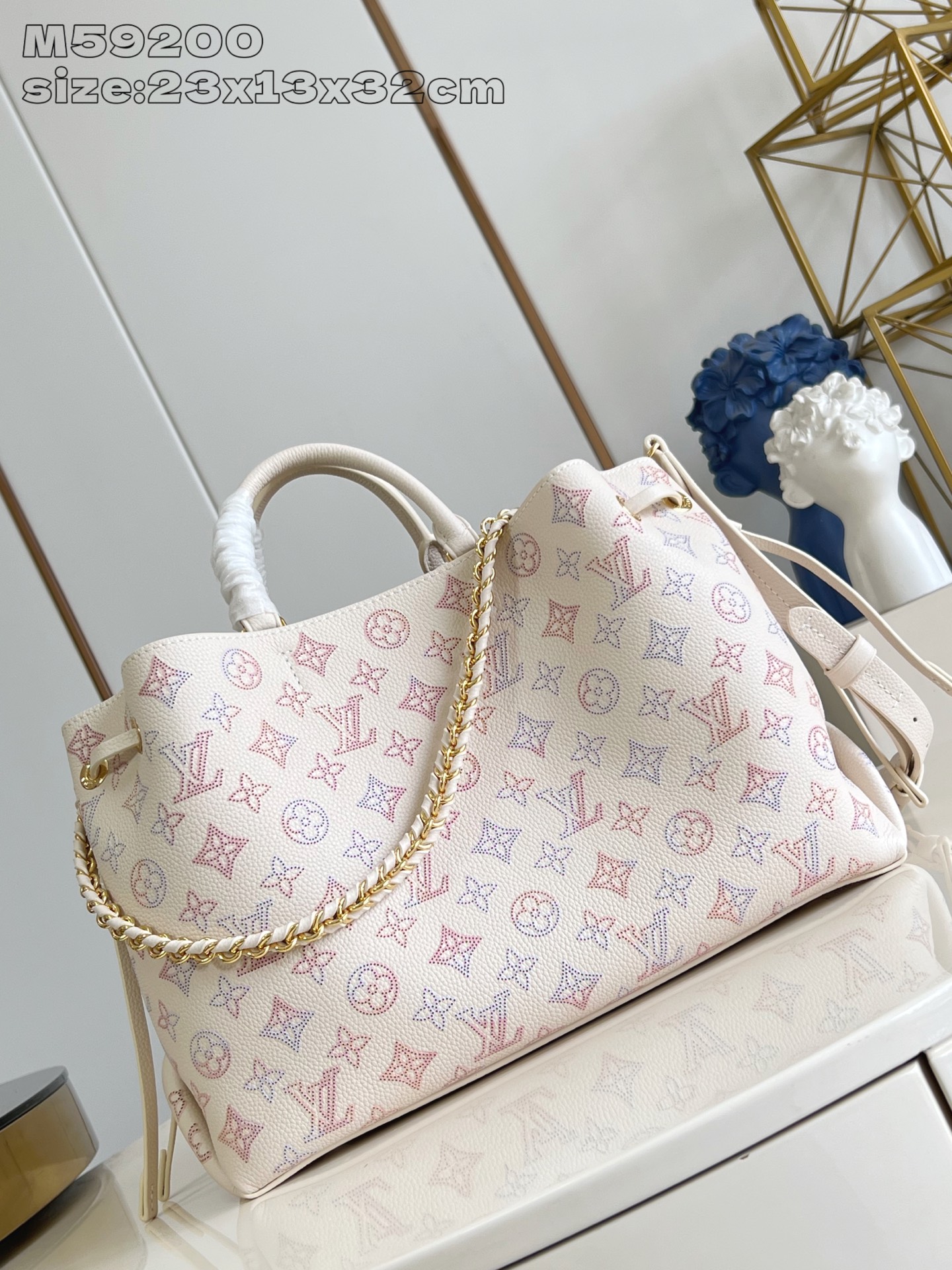 LOUIS VUITTON M15116 Bella Tote