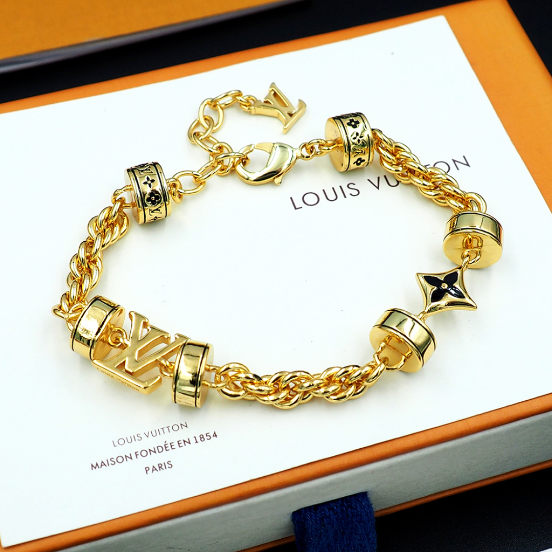 LOUIS VUITTON Wire Bracelet