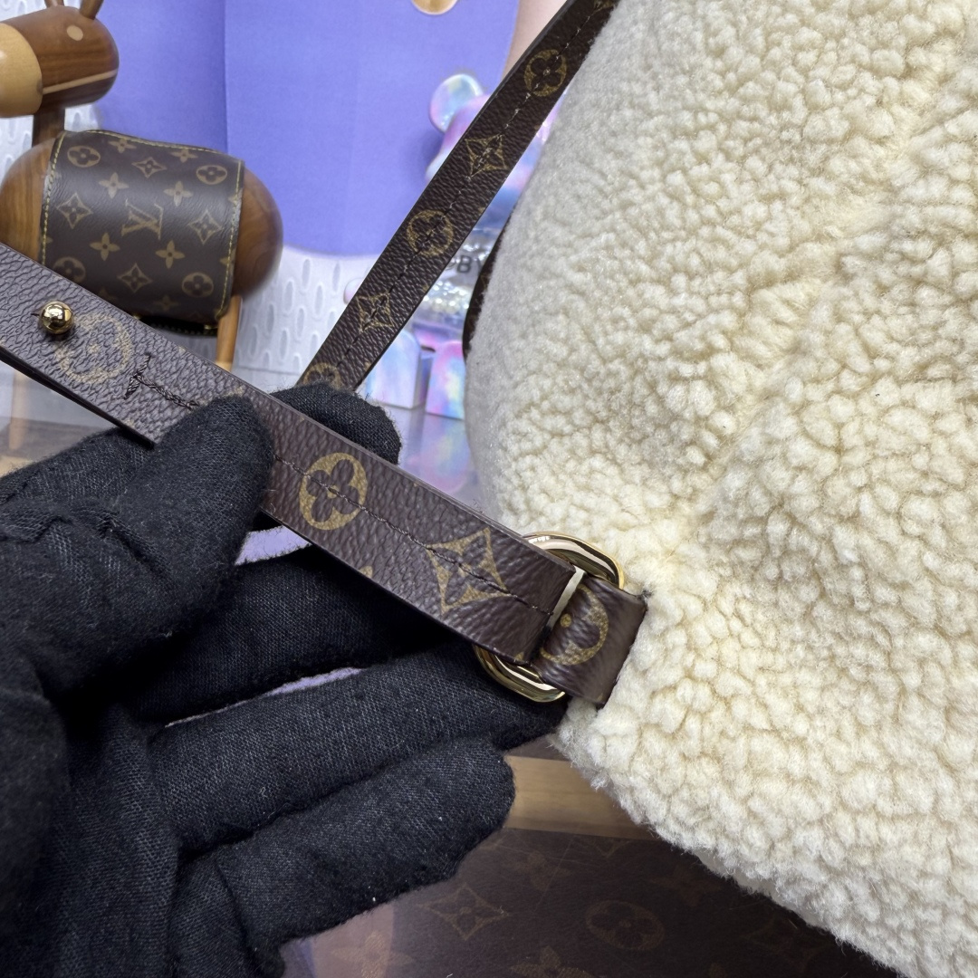 Louis Vuitton LV SKI Backpack Cream/Brown