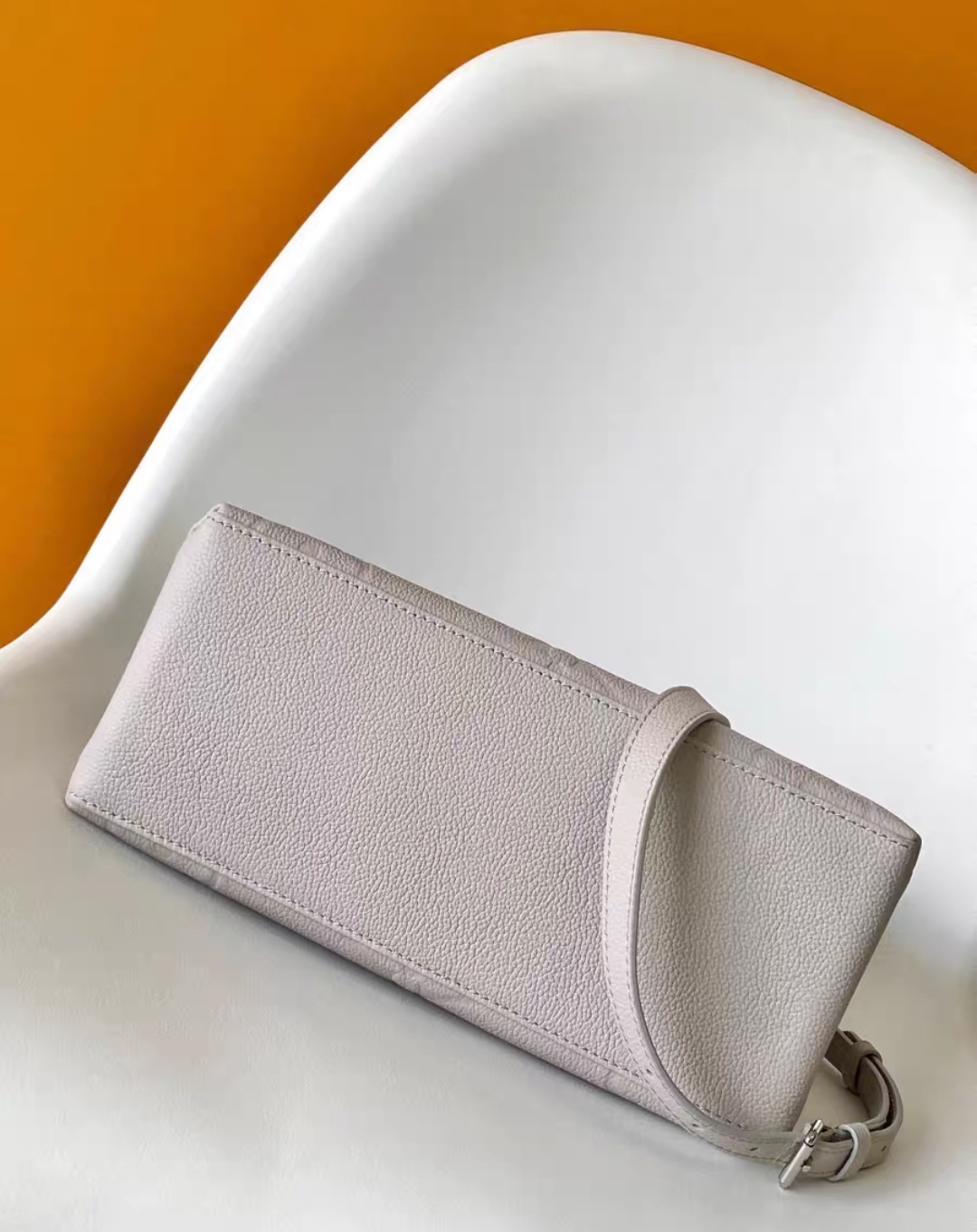 LOUIS VUITTON M13803 Petit Palais