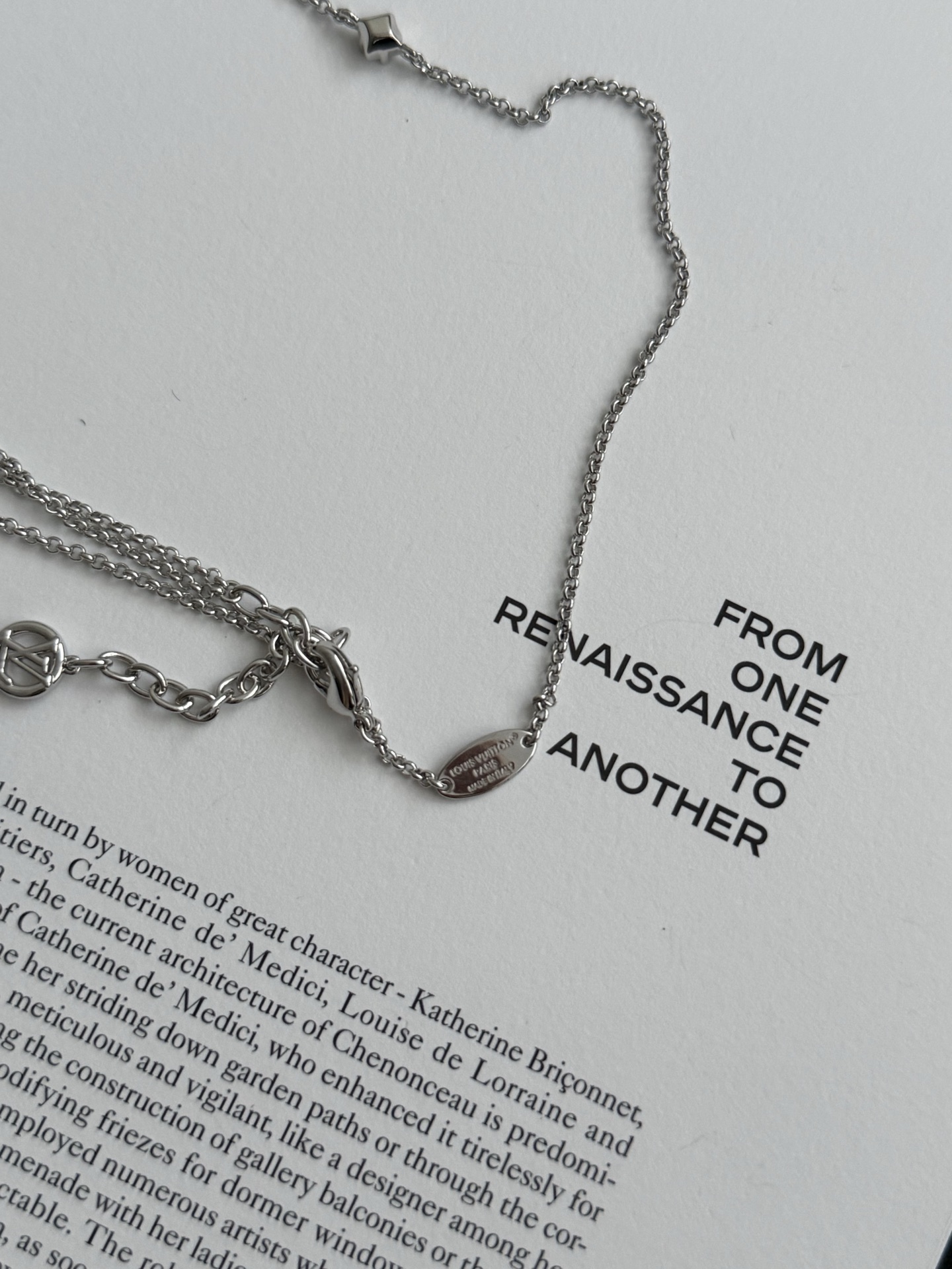 Louis Vuitton Lady LV M02515 GP x Rhinestone Necklace Silvery