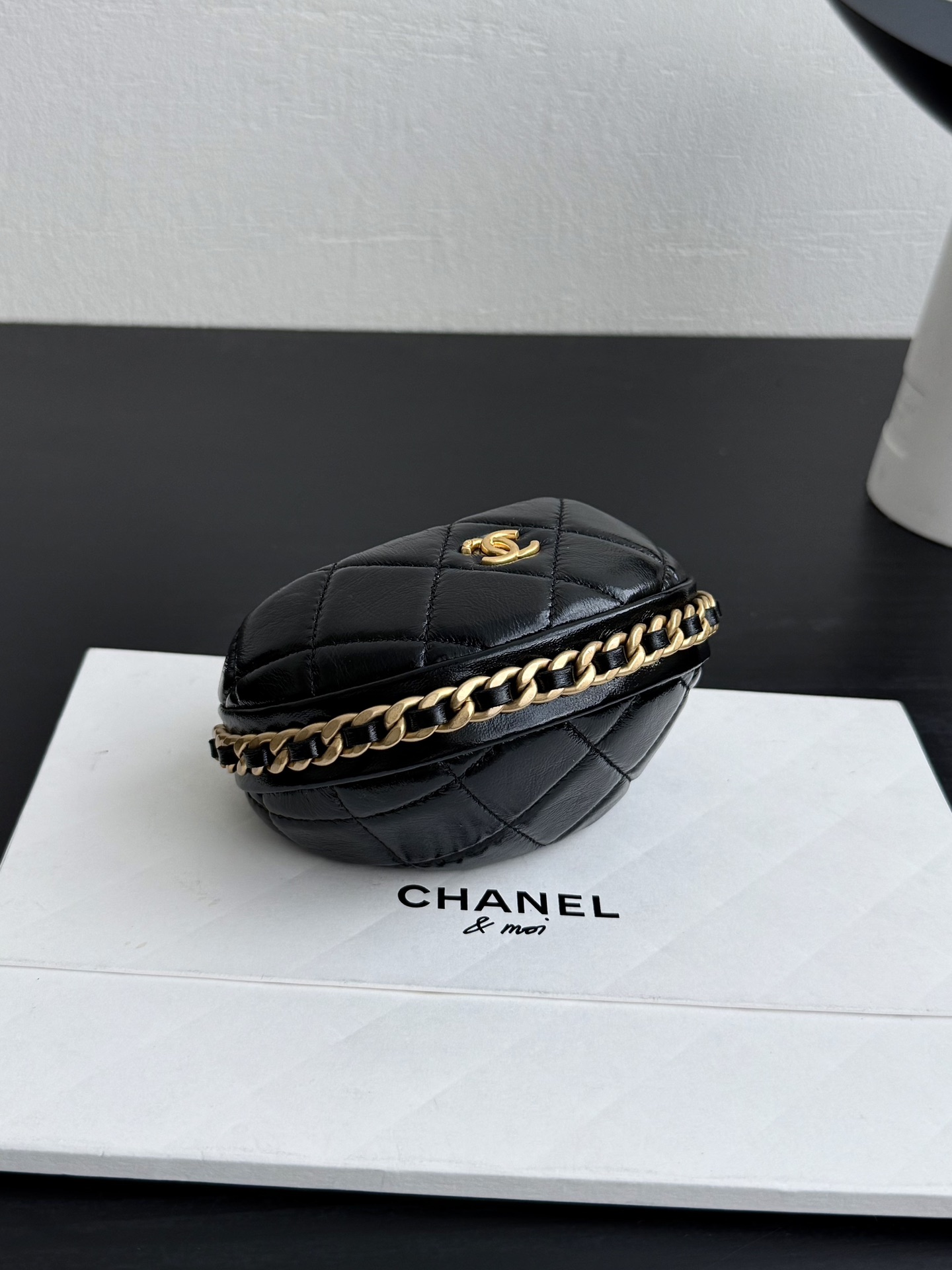 Chanel mini pouch shiny lambskin
