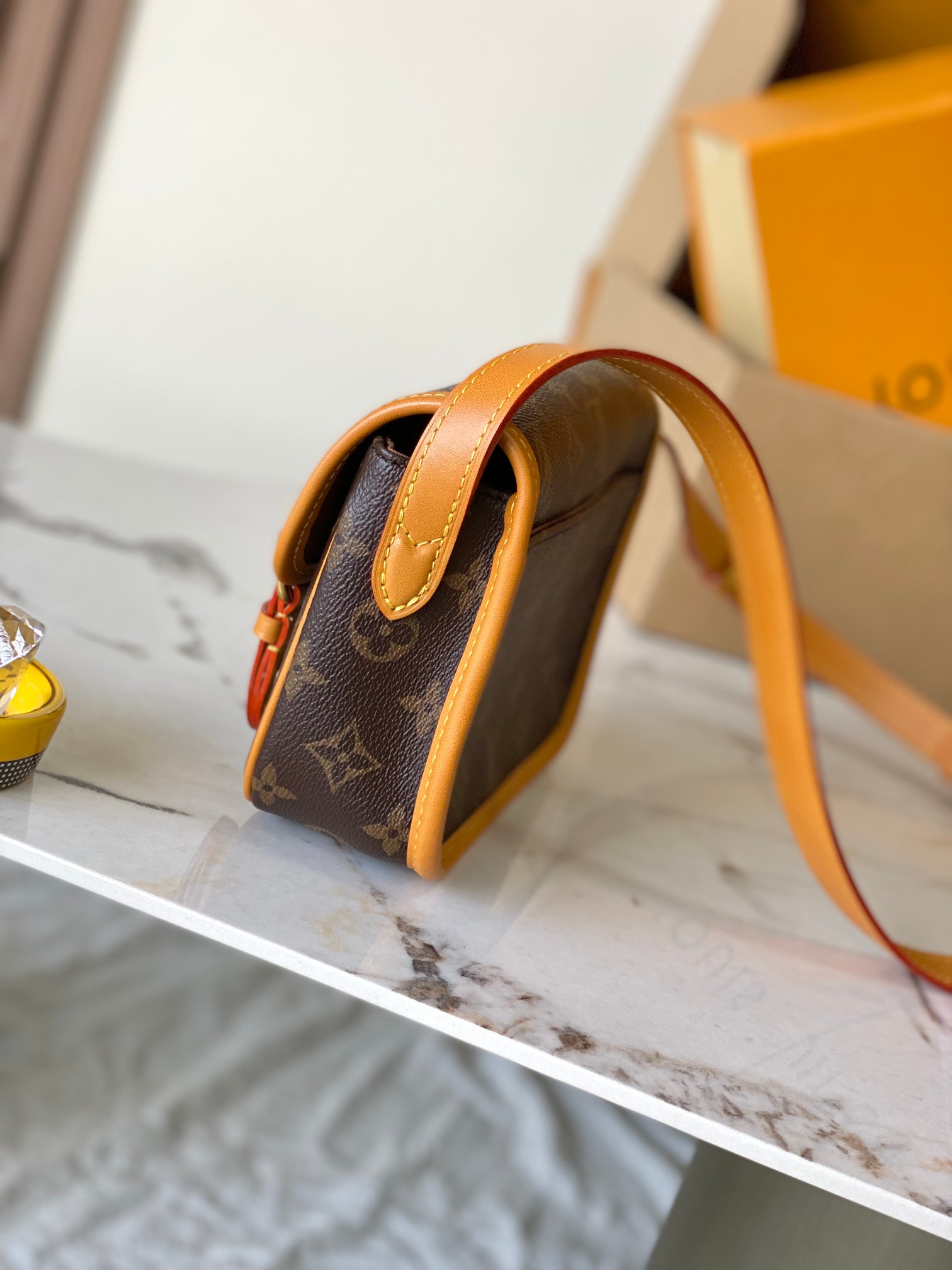 LV M26805 Satchel Wearable Wallet