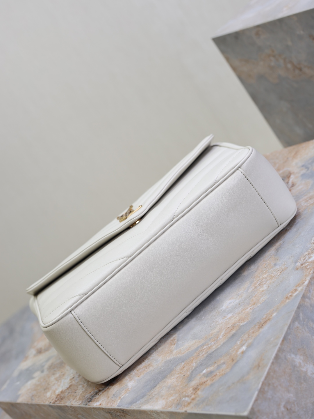 Saint Laurent Loulou Large Bag In Leather