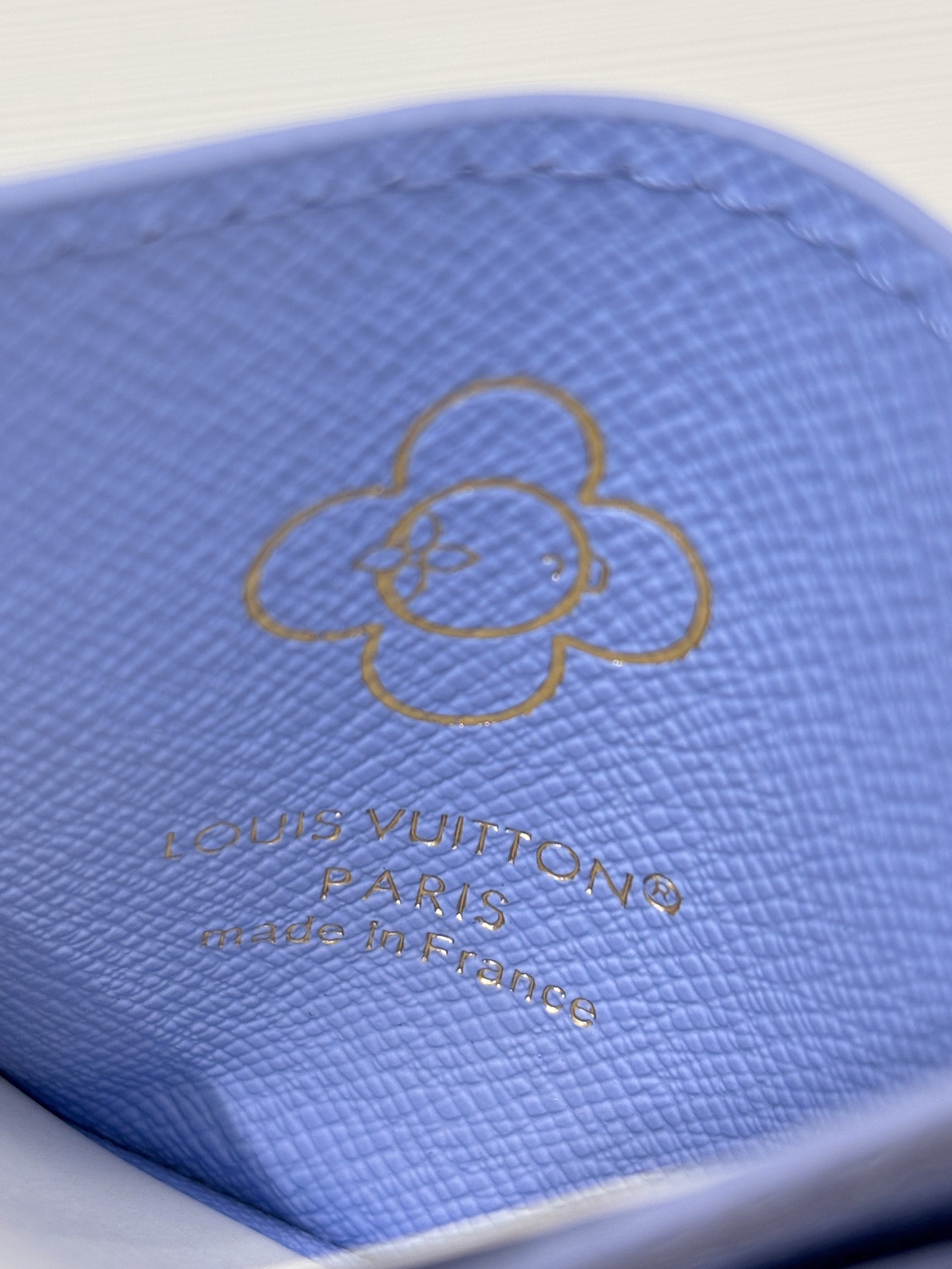 LV M15324 New LV Charms Card Holder