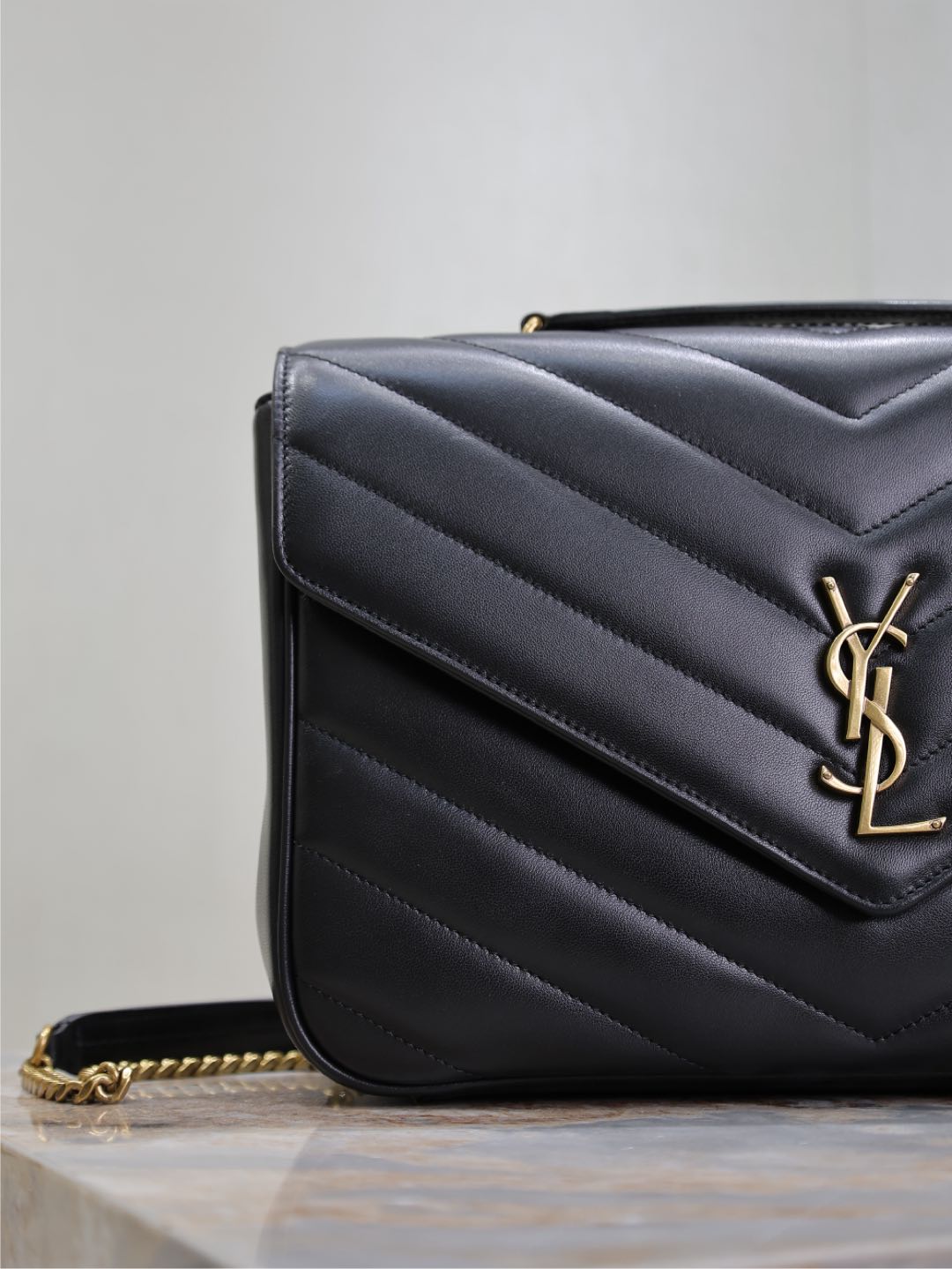 Saint Laurent Loulou Large Bag In Leather