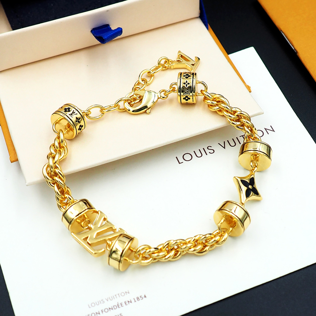 LOUIS VUITTON Wire Bracelet