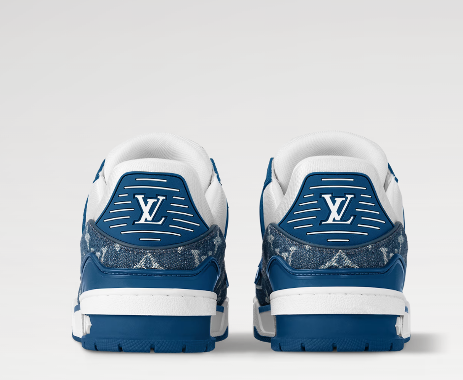 LOUIS VUITTON 1AC2AO LV Trainer Sneaker