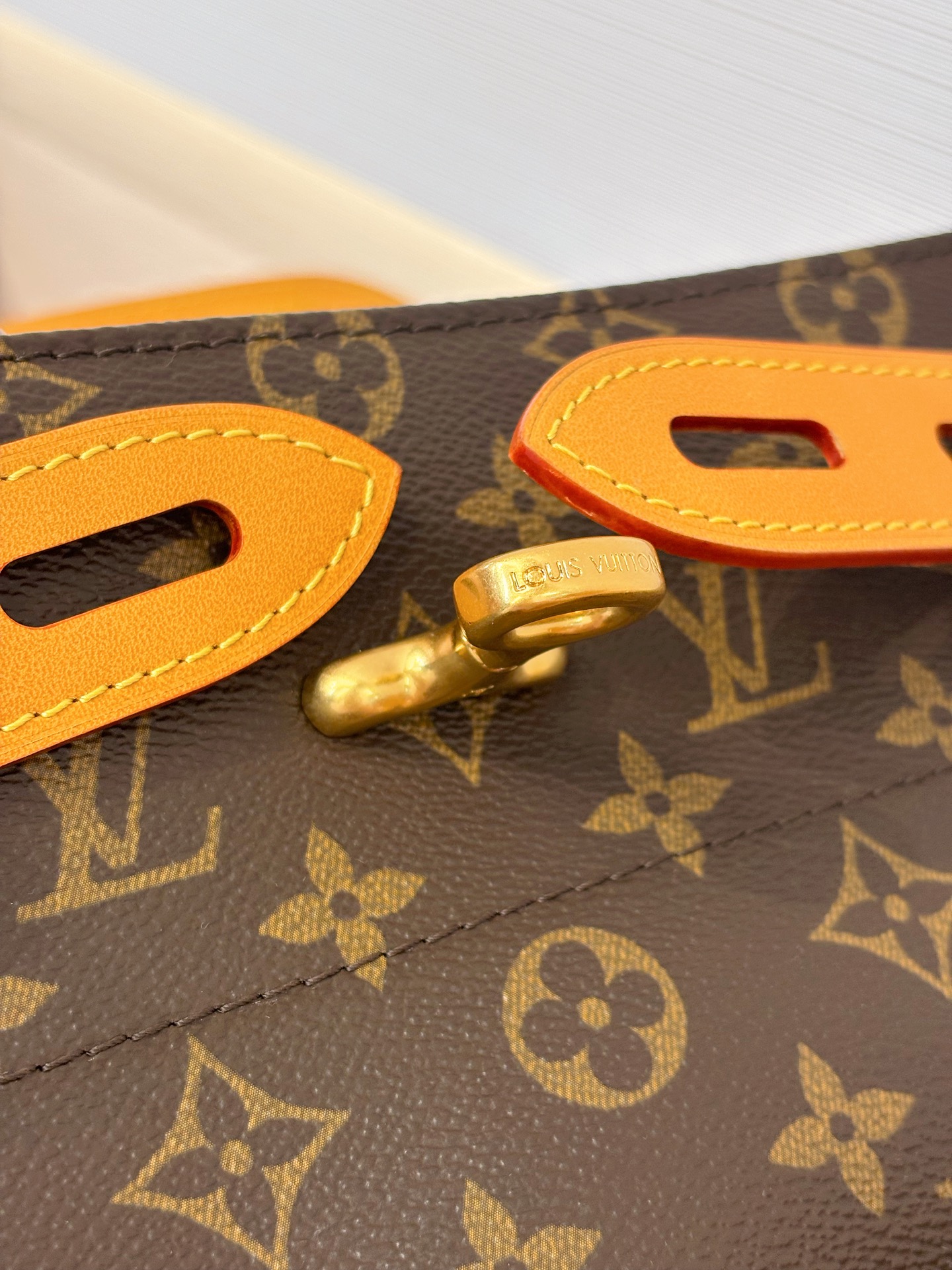 LV M25989 Steamer 30