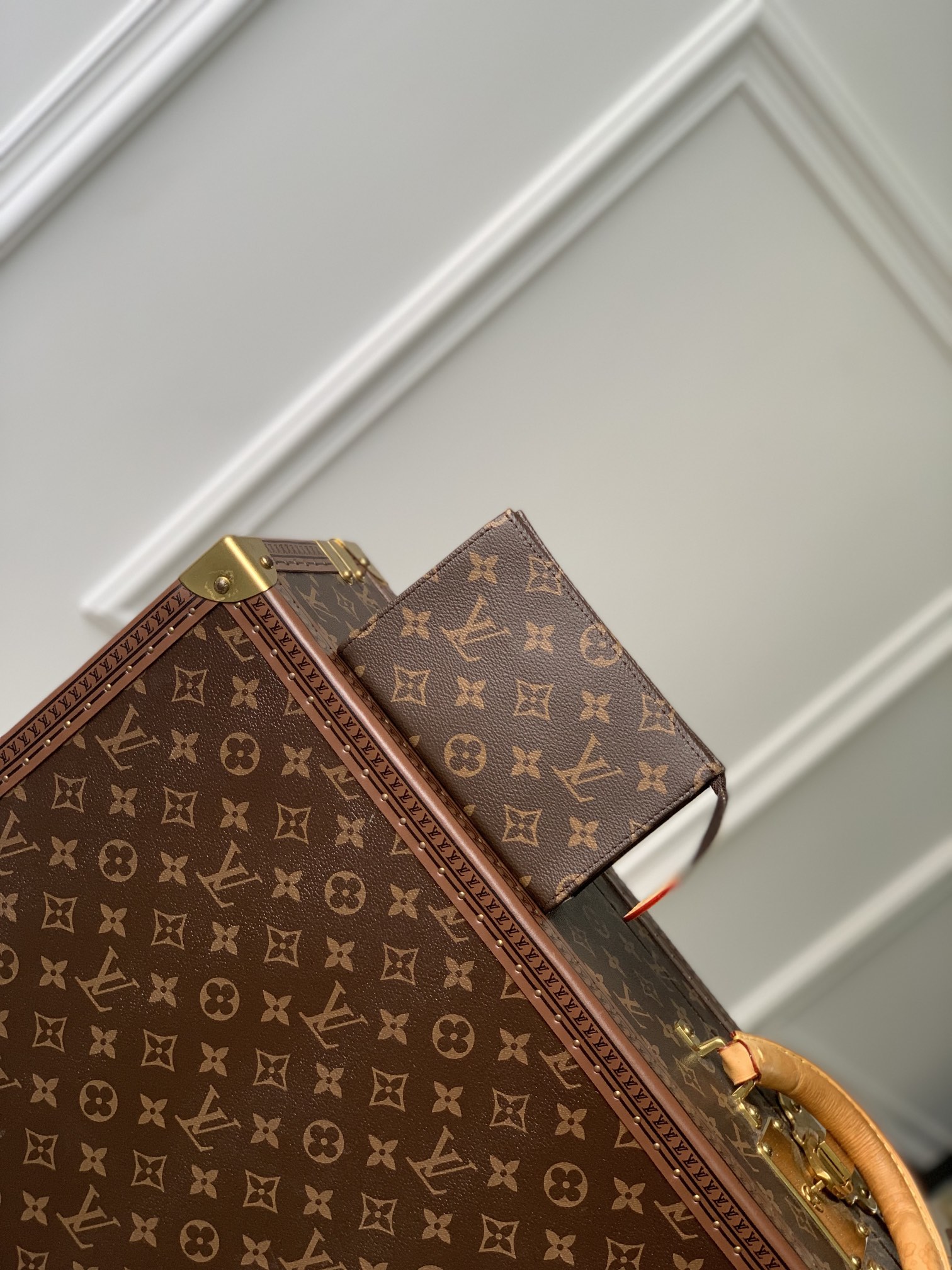 LOUIS VUITTON M47195 CUSTOMIZABLE Trio Toilet Pouch