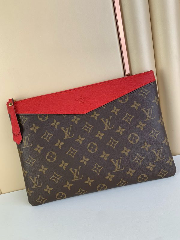 Louis Vuitton Monogram Black M62048 Daily Pouch