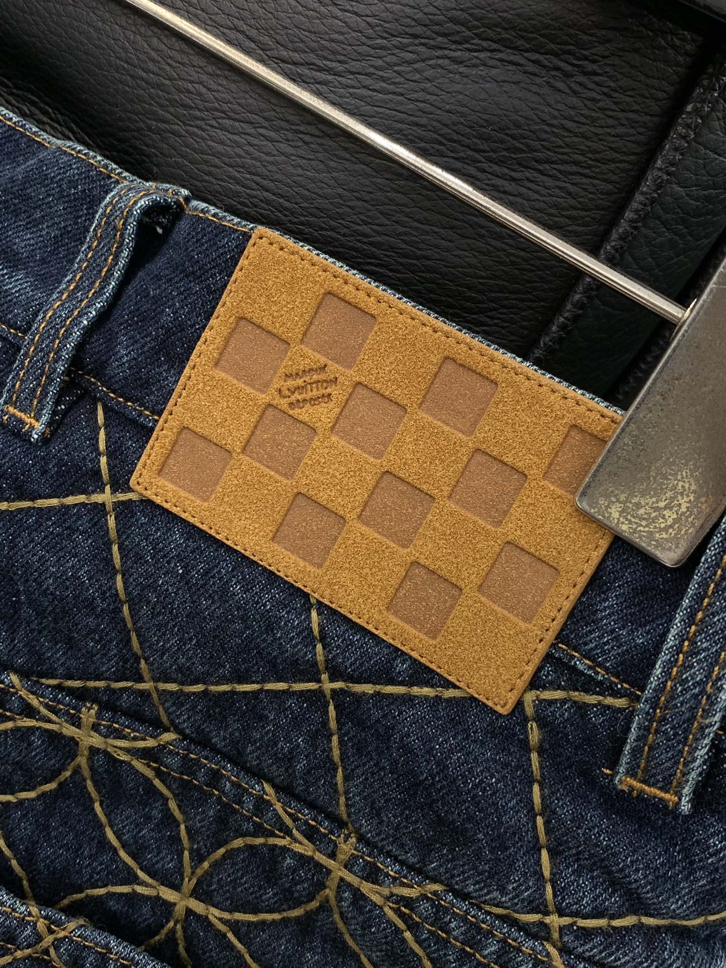 Louis Vuitton1AILM7 Embroidered Denim Blouson