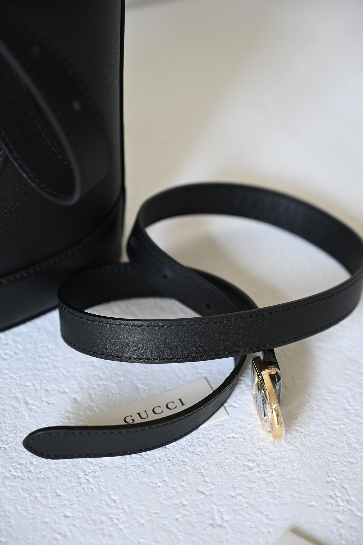 Gucci small bucket bag in black leather