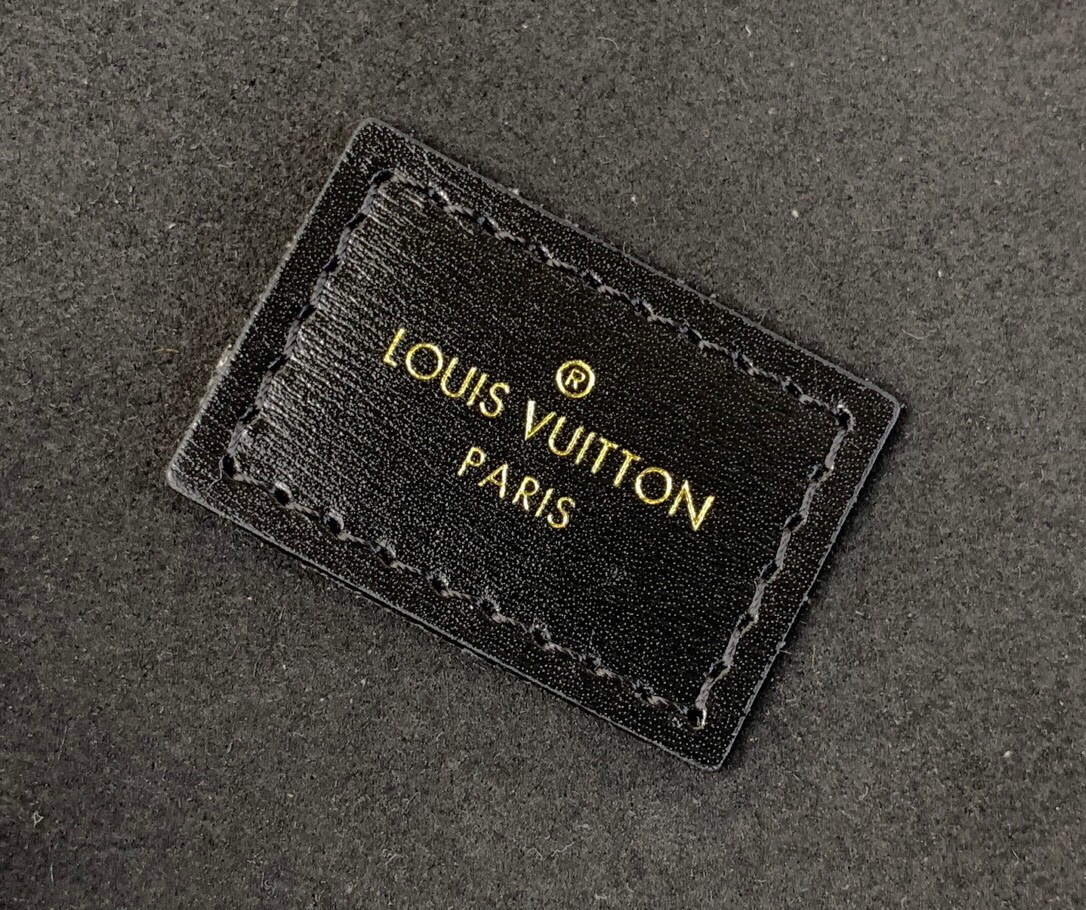 LV – Leopard Print-