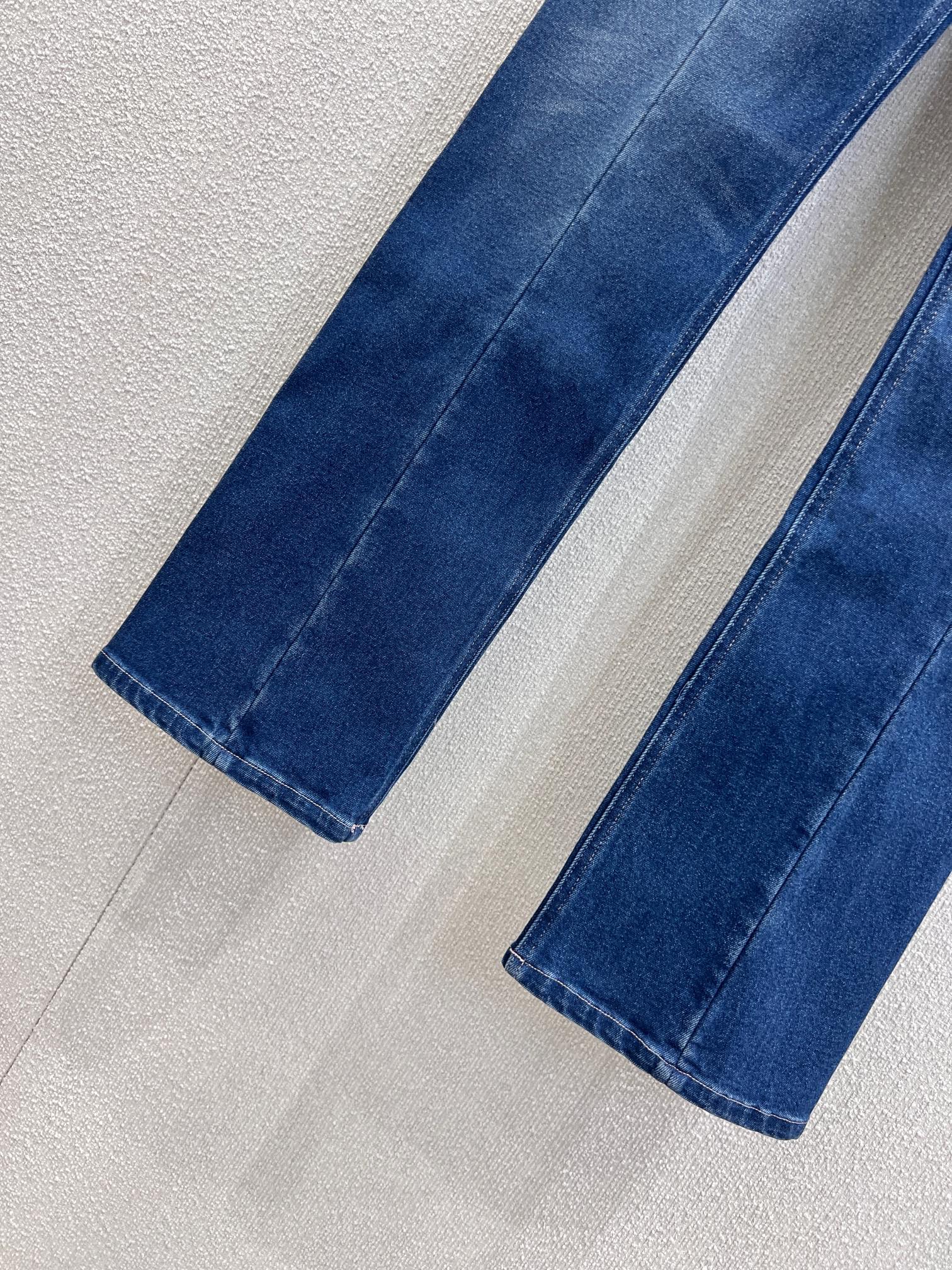 CHANEL Straight-Leg Jeans with Double Pockets