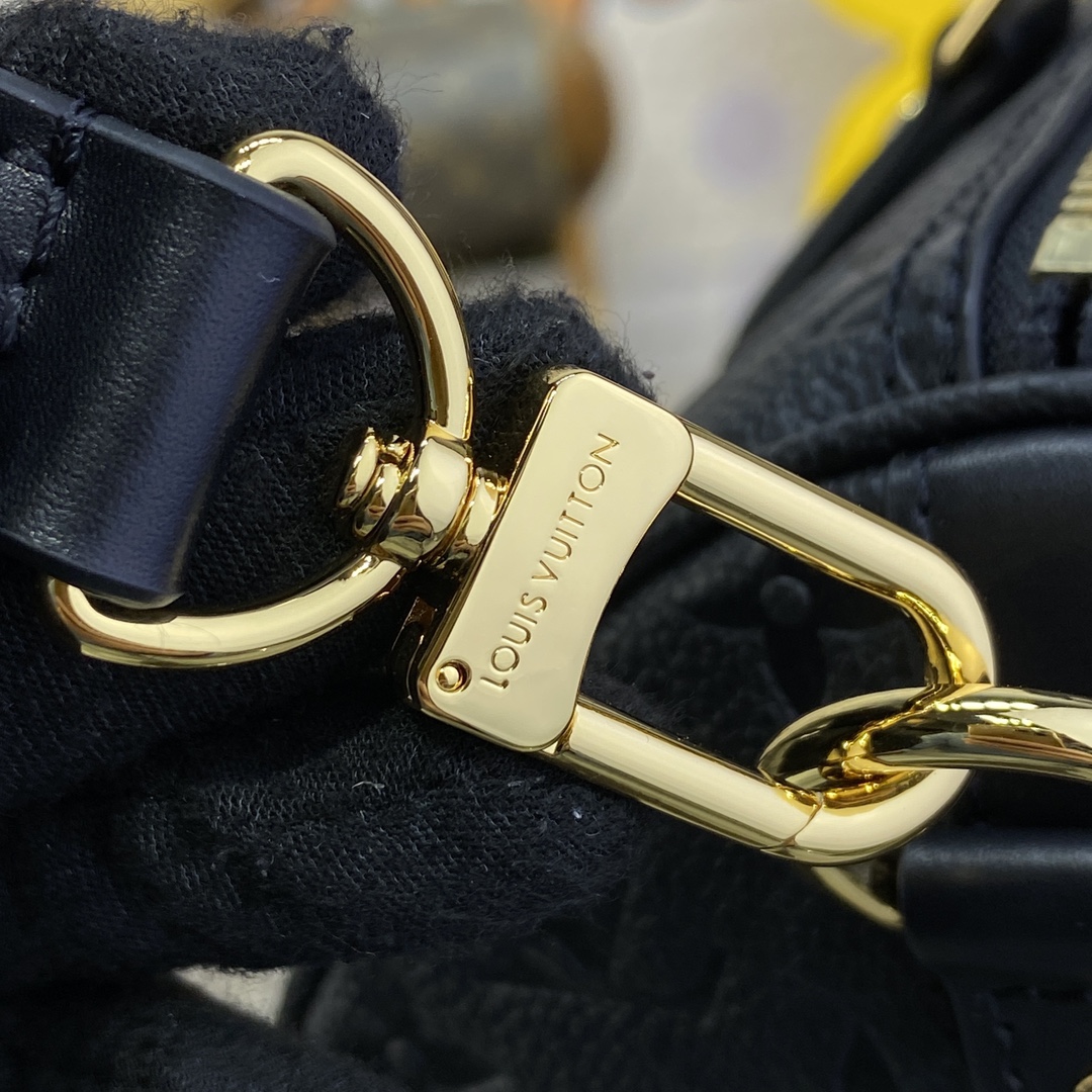 Louis Vuitton M47186 Speedy Soft 30 Black