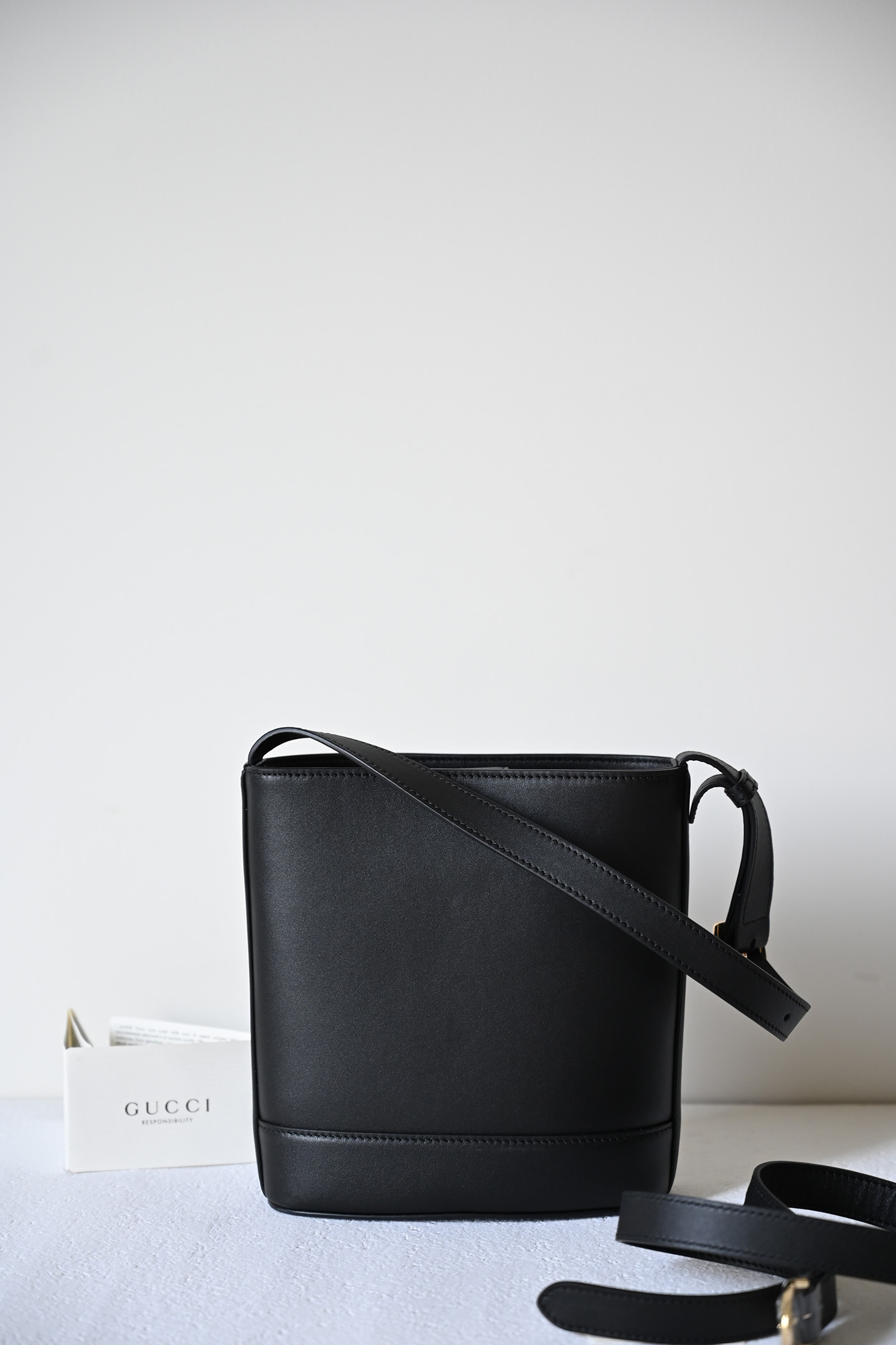 Gucci small bucket bag in black leather