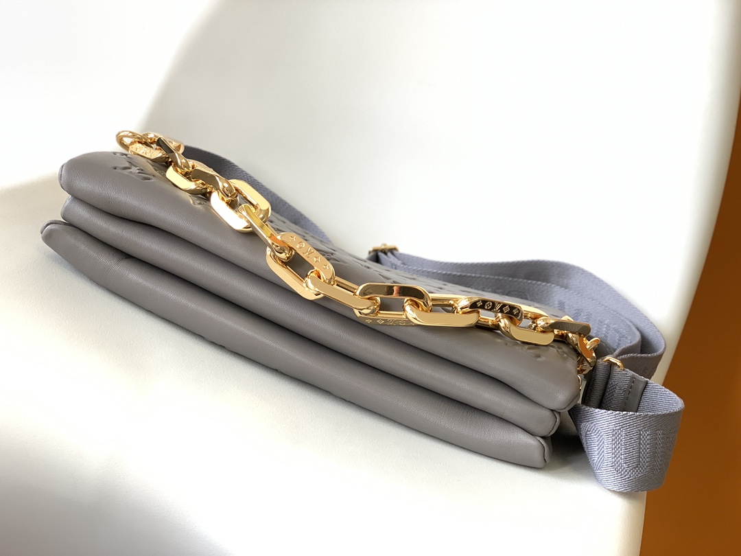 Louis Vuitton M20771 Coussin MM Grey