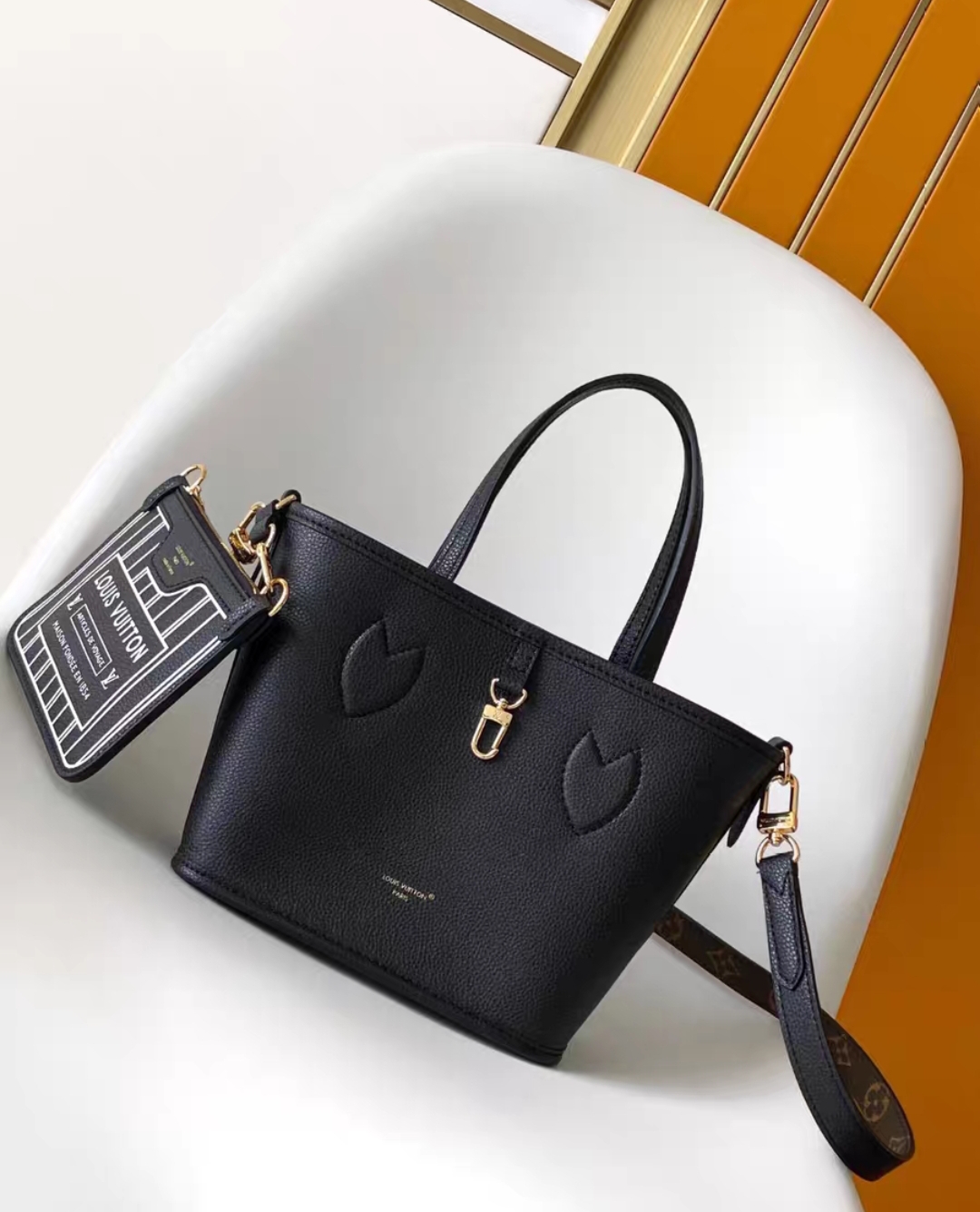 LOUIS VUITTON M12099 New Reversible Neverfull Bandoulière Inside Out