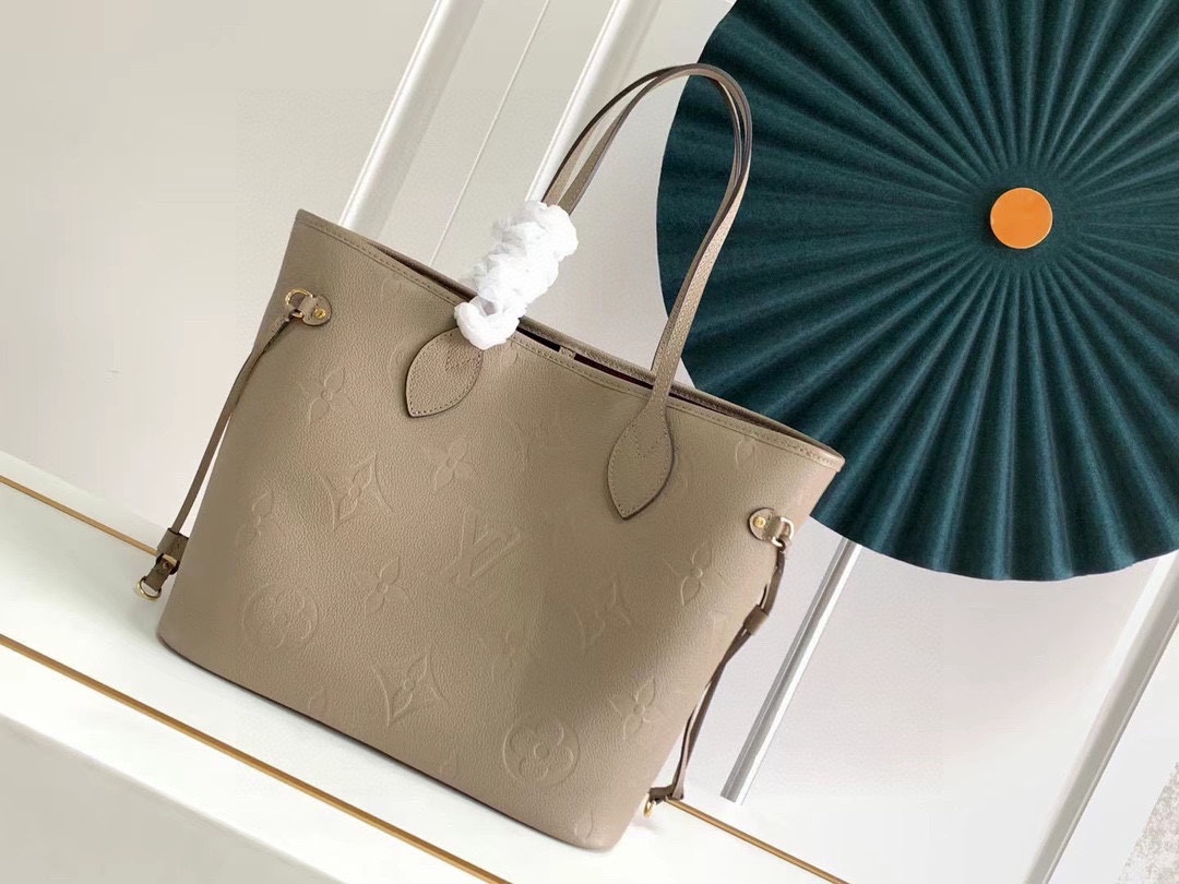 Louis Vuitton M45686 Neverfull MM