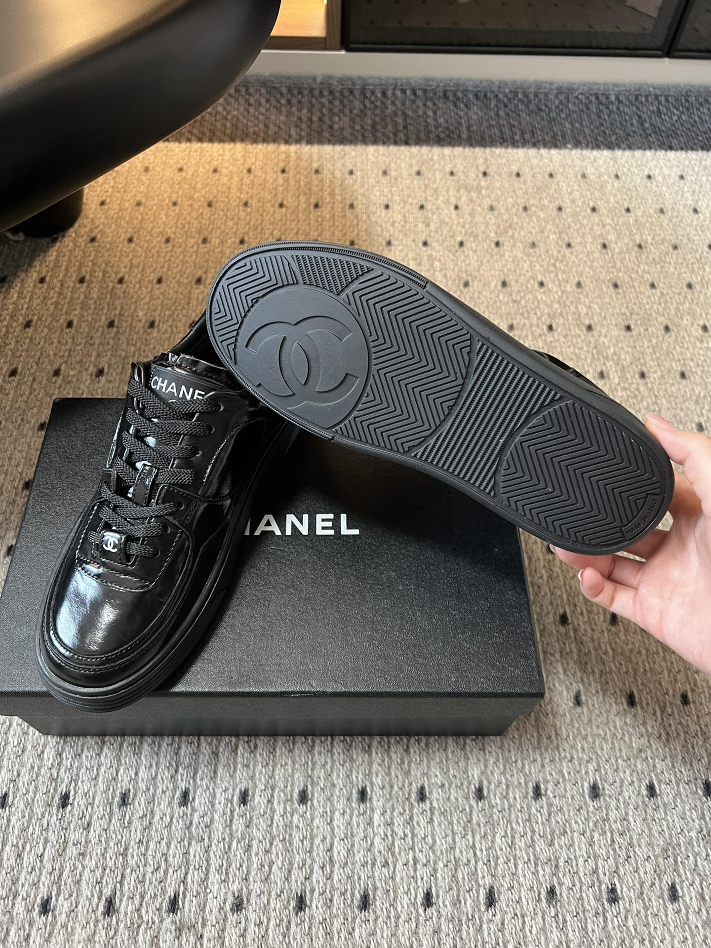 CHANEL Patent Leather Low-Top Trainers Black
