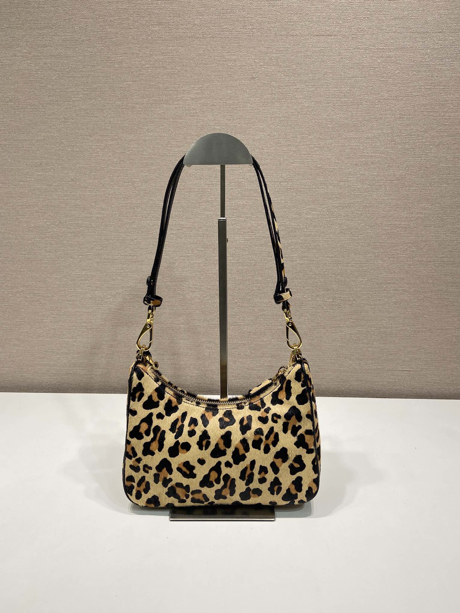 Prada Re-edition leopard Shoulder Bag in Leather