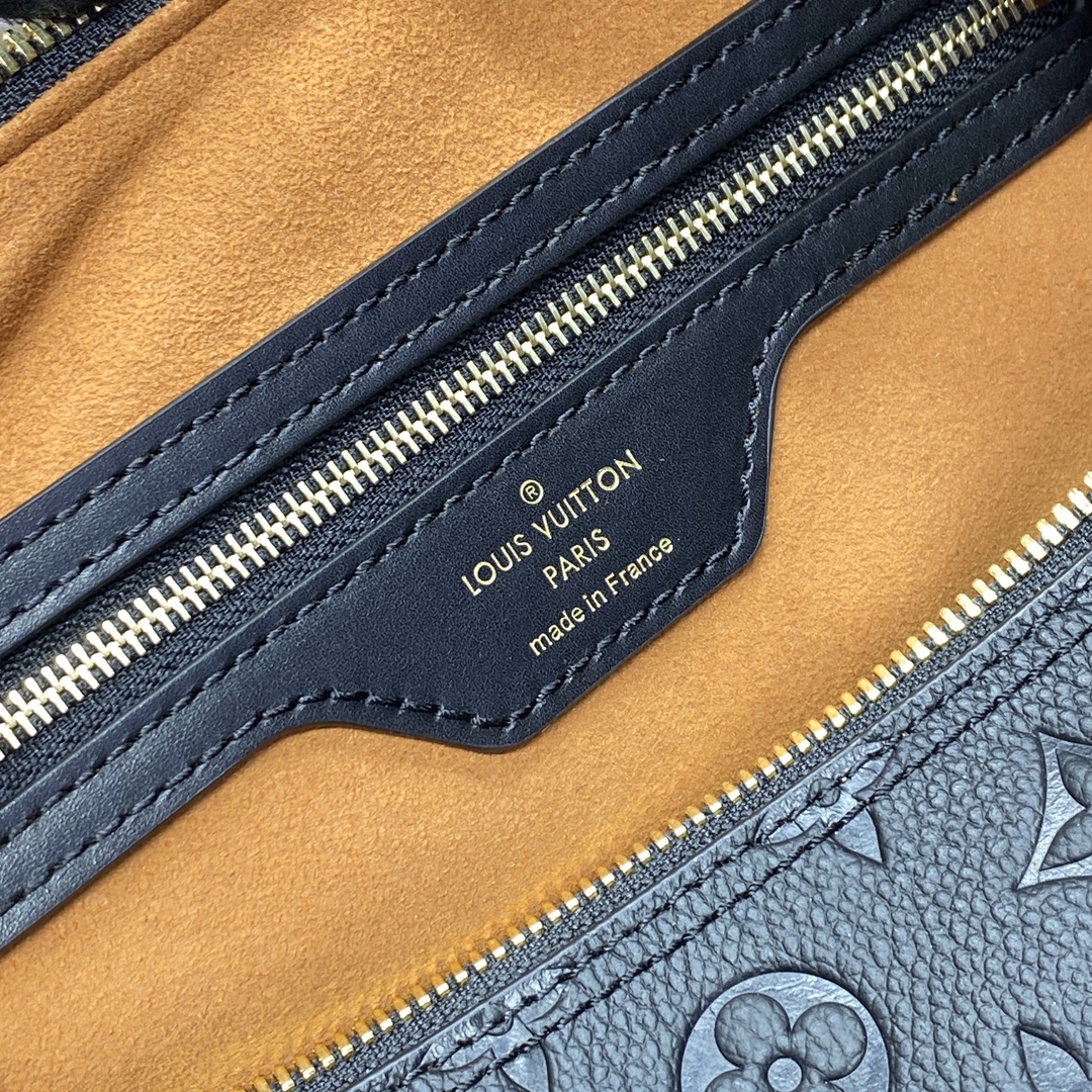 Louis Vuitton M47186 Speedy Soft 30 Black