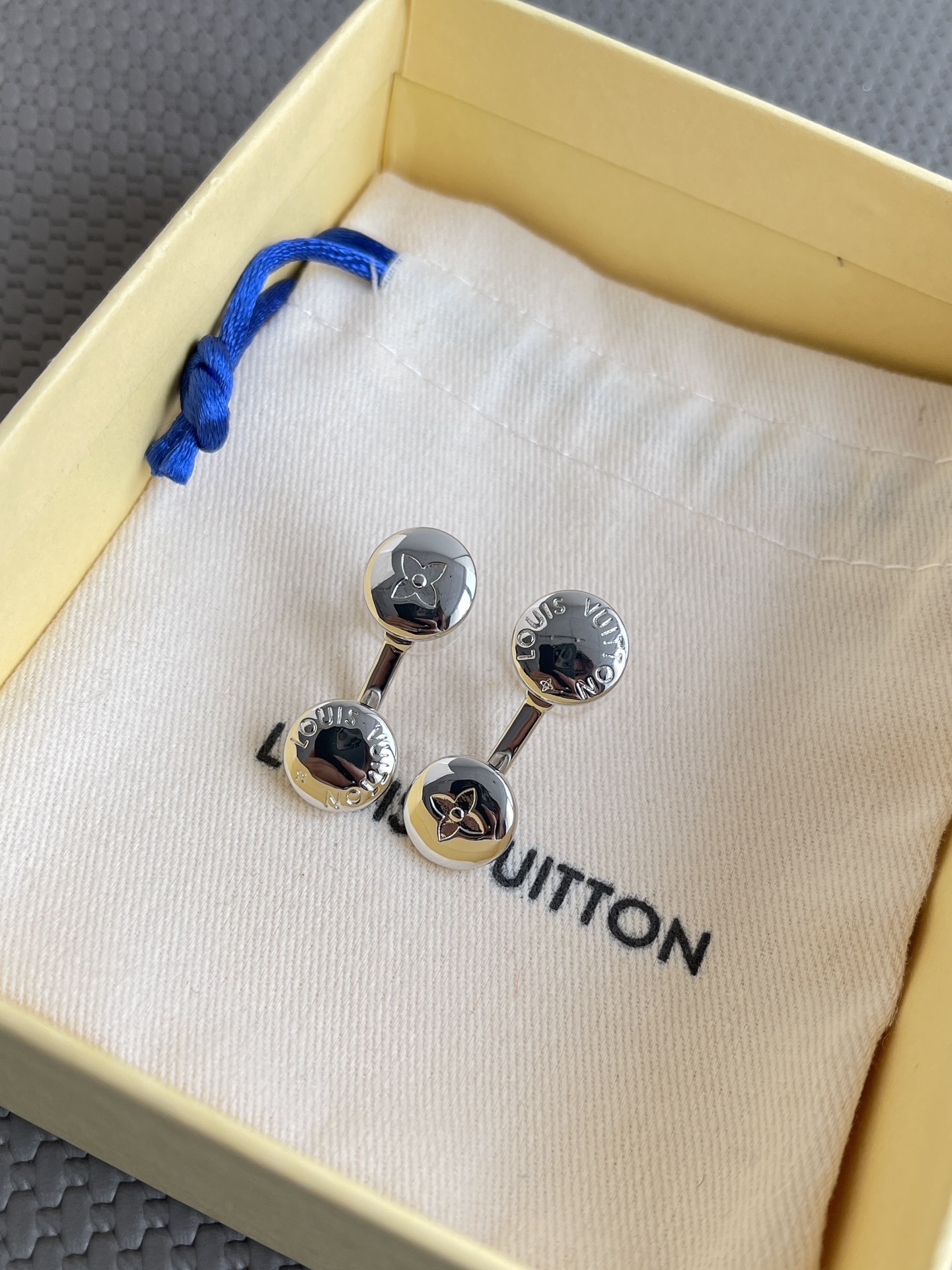 Louis Vuitton Studs Earrings