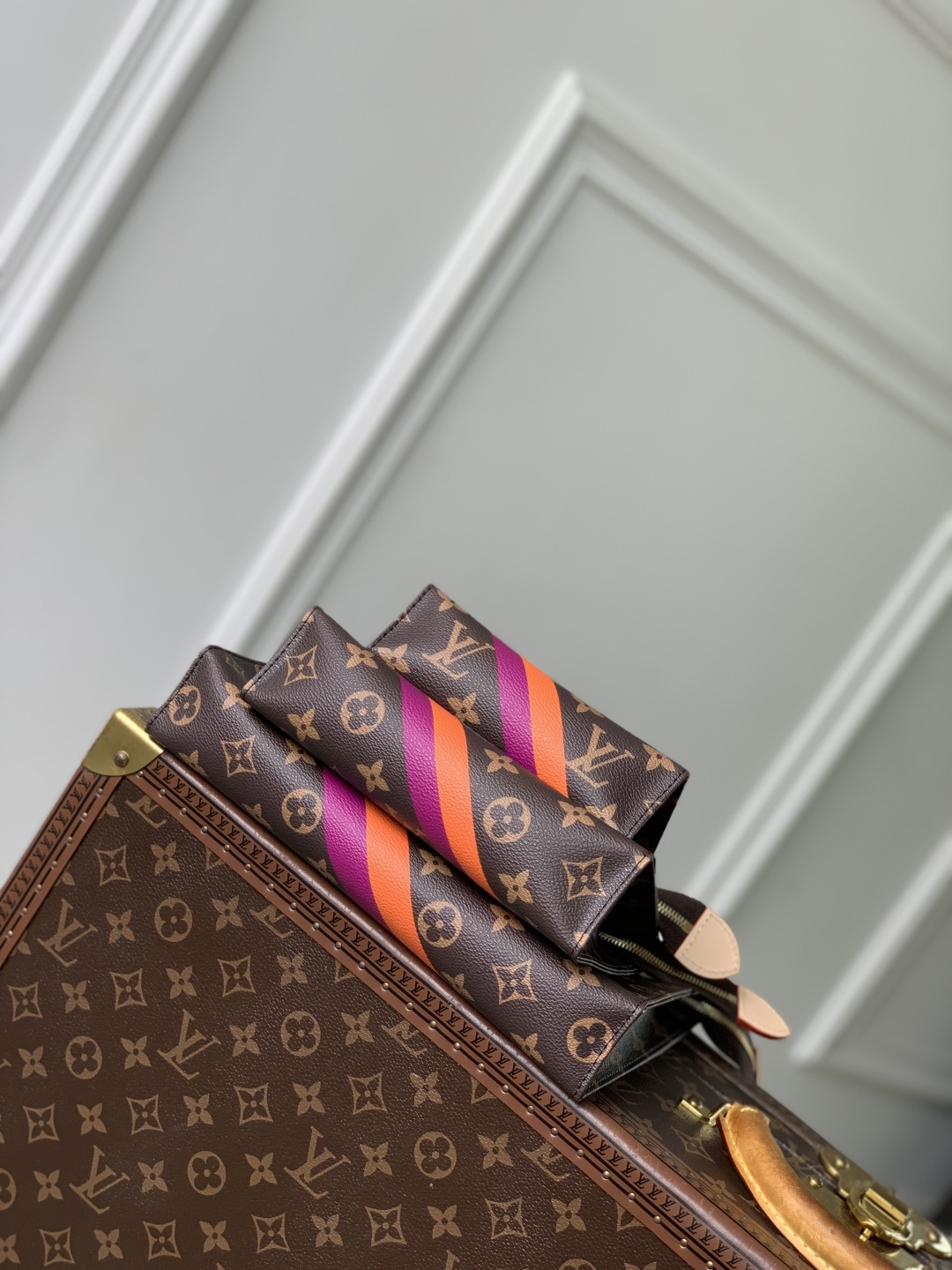 LOUIS VUITTON P01952 Customisable Trio Toilet Pouch Mon Monogram