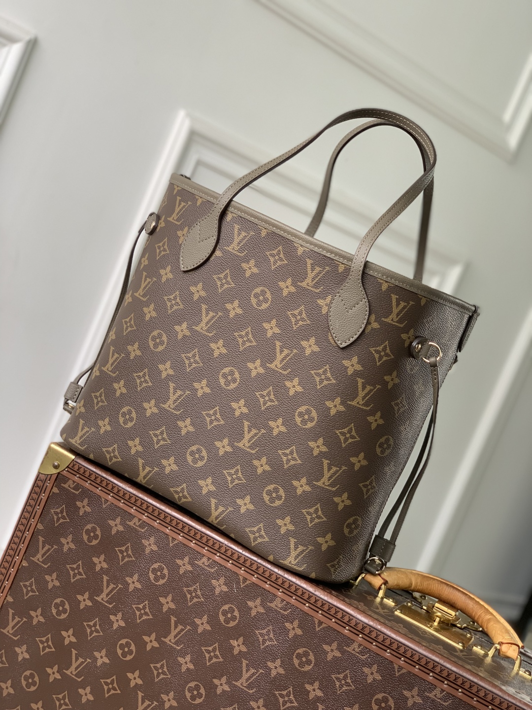 LOUIS VUITTON M25664 Neverfull Inside Out MM