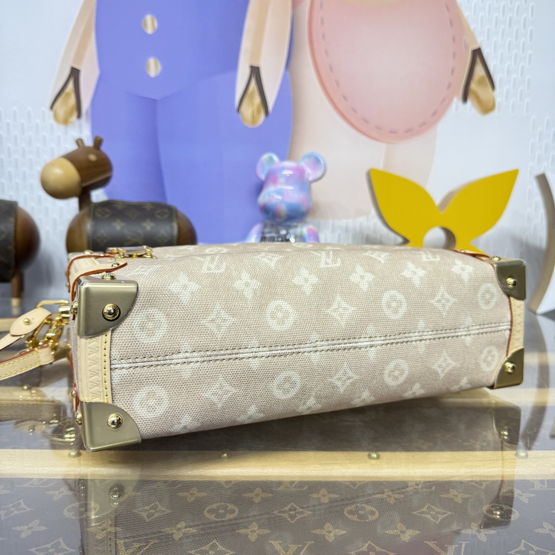 Louis Vuitton M15154 Side Trunk GM – Grace Coddington Edition