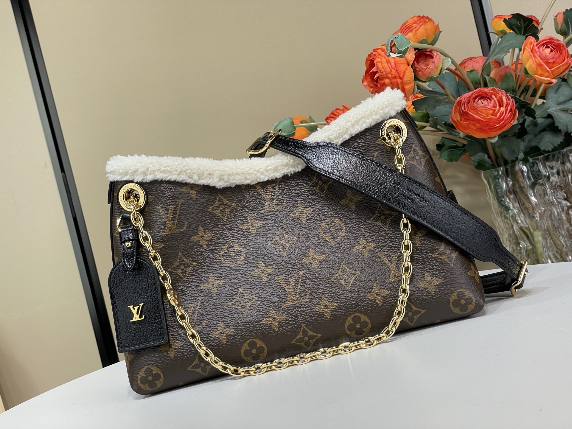 LOUIS VUITTON M26568 LV Ski CarryAll BB