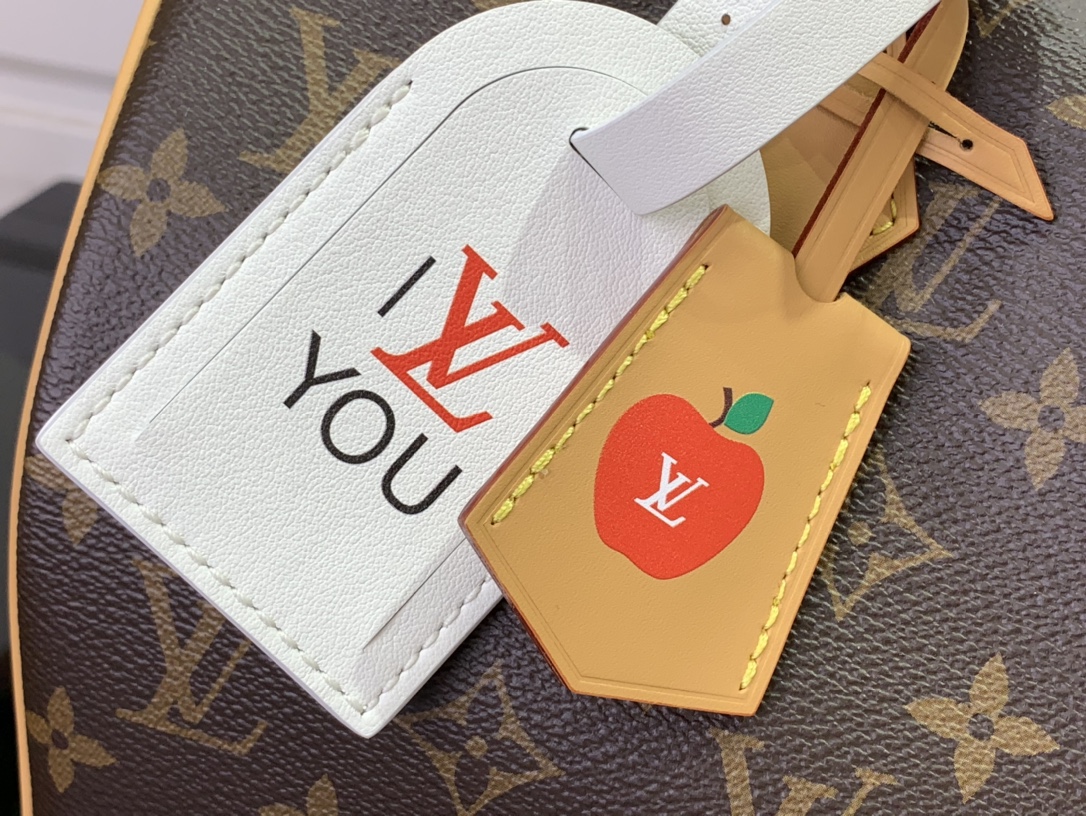 LOUIS VUITTON M12803 57th Street NYC Speedy Soft 30