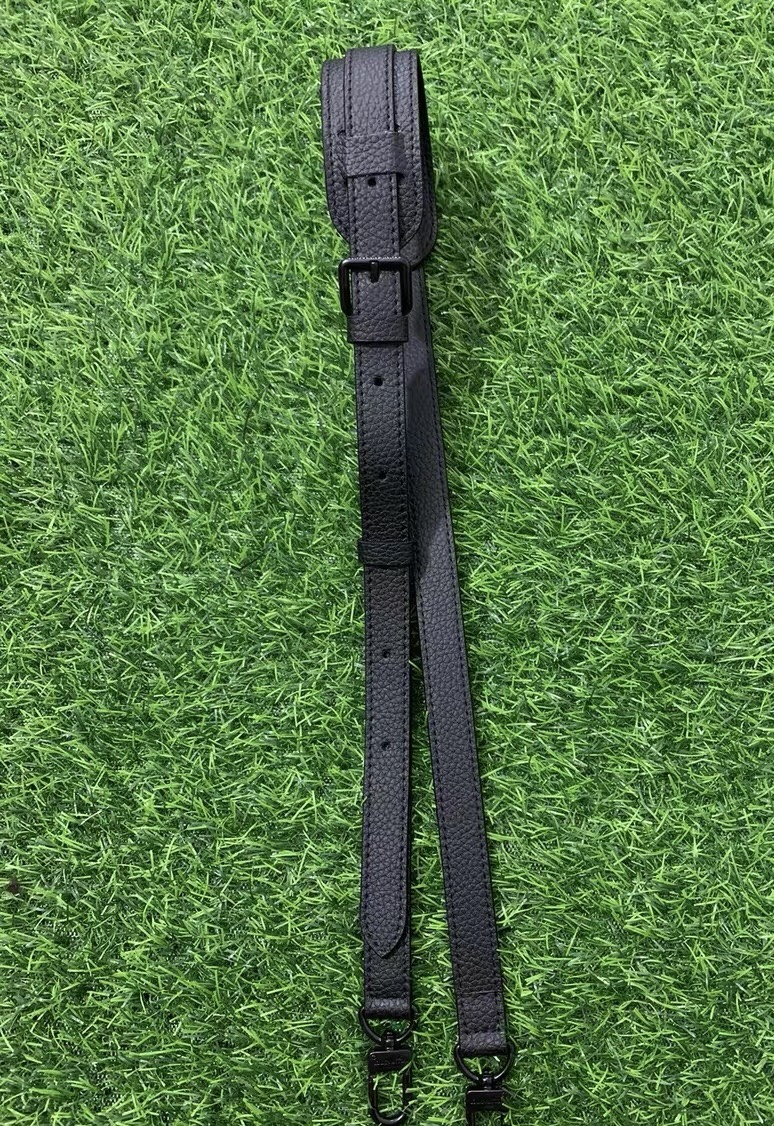 LV adjustable black shoulder strap