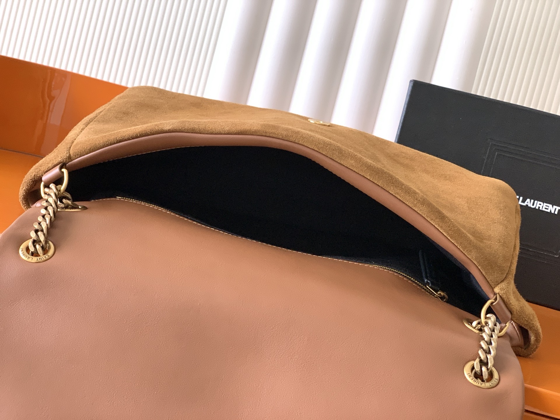 YSL CALYPSO large in suede