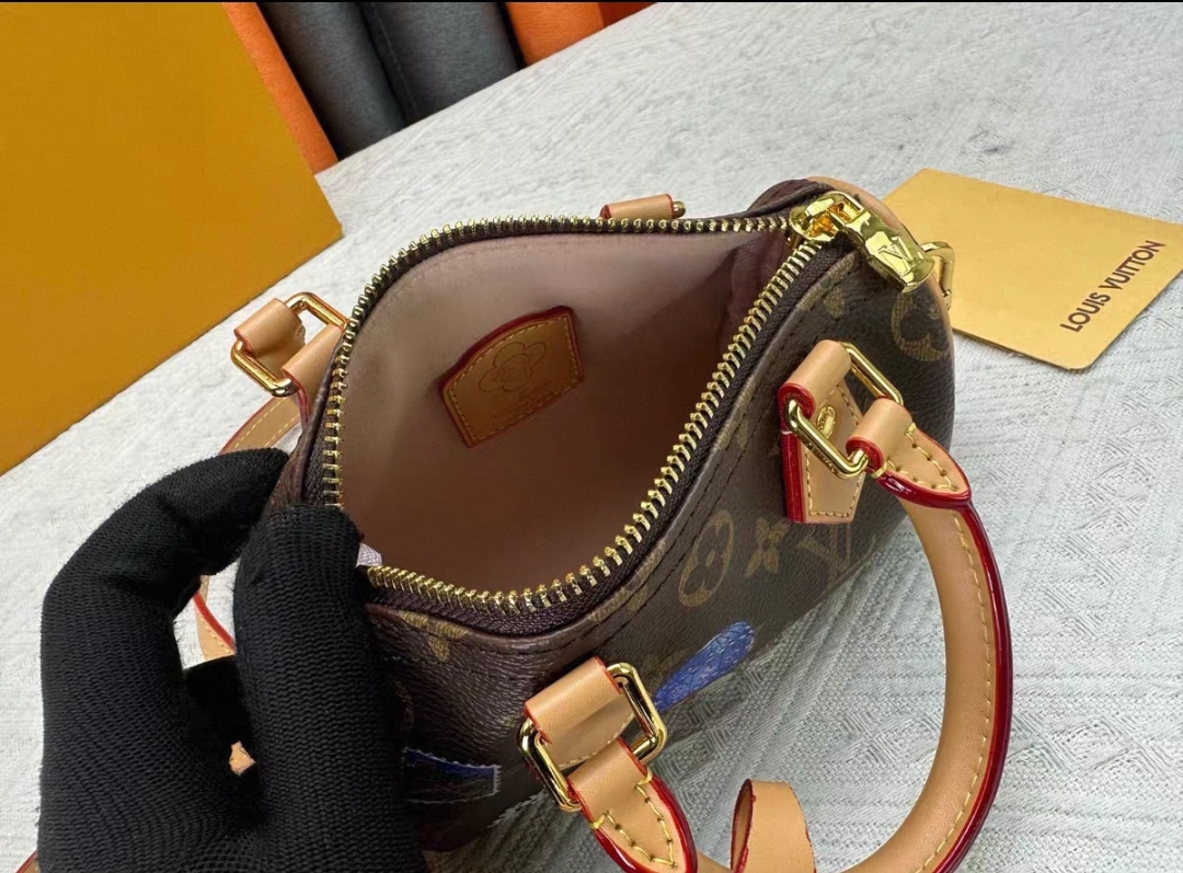LOUIS VUITTON M15330 Nano Speedy