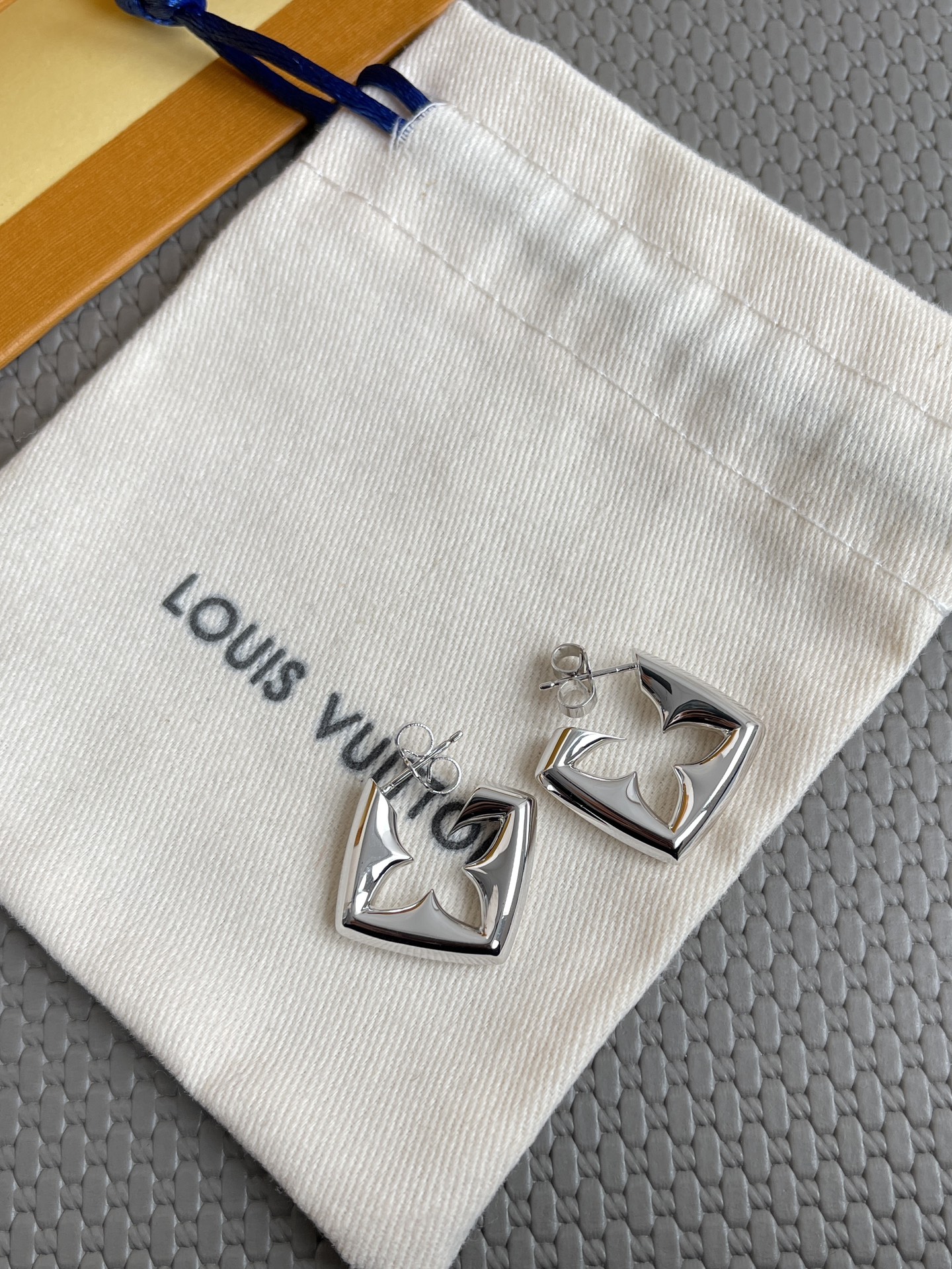 Louis Vuitton Puffygram Earrings